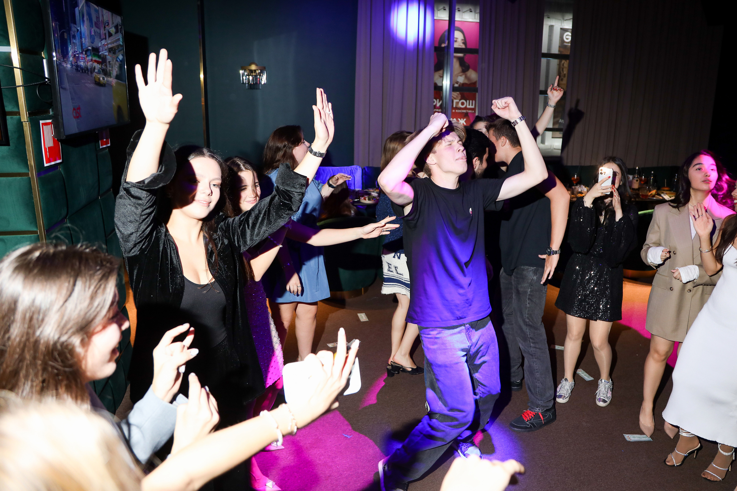 День Рождения Марии. Фотограф Антон Чупринин