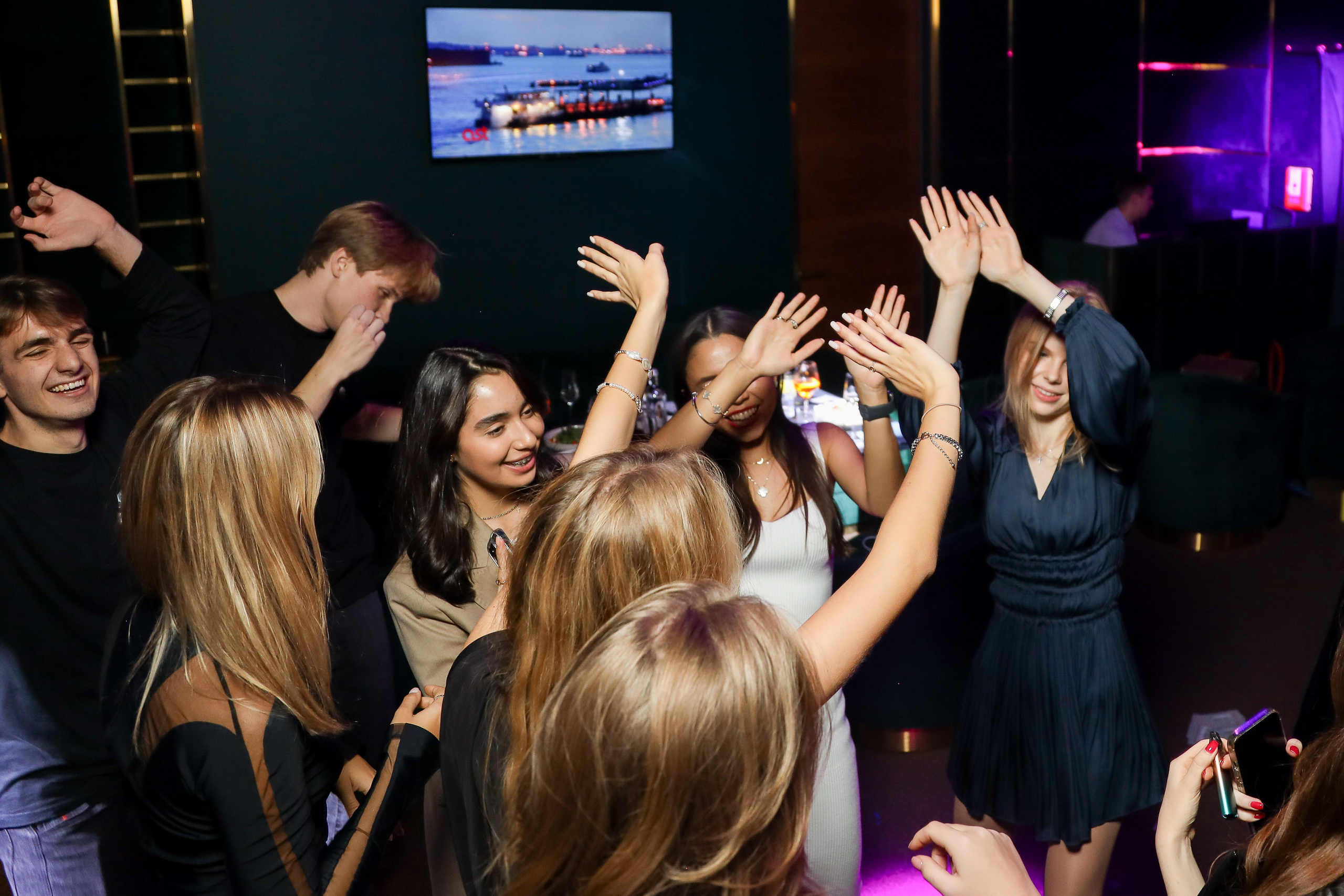 День Рождения Марии. Фотограф Антон Чупринин