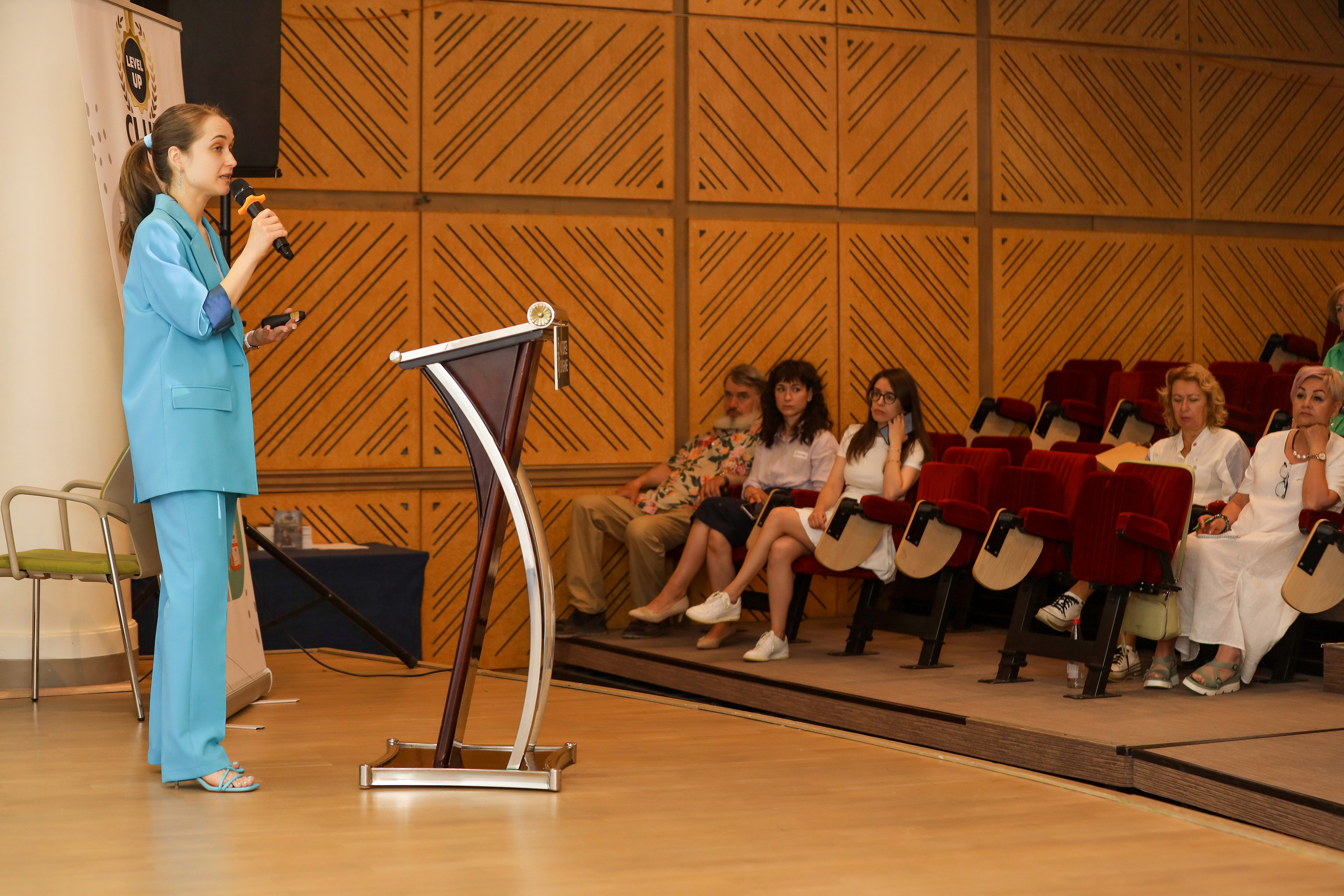 Level UP. Фотограф Антон Чупринин