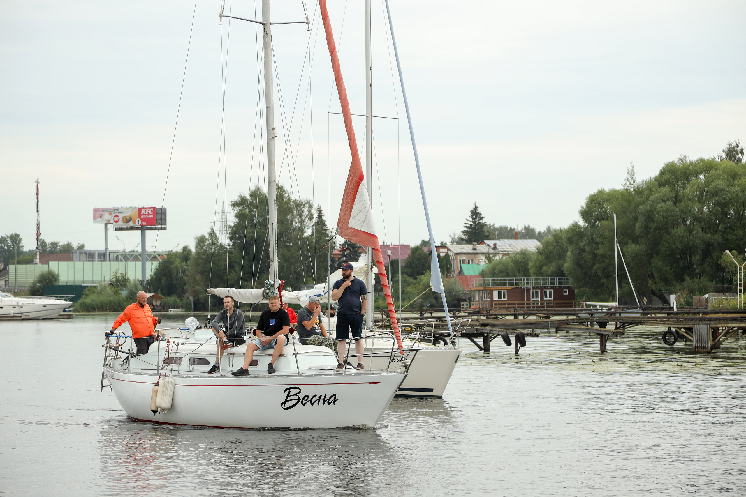 Фасадные решения — Регата. Фотограф Антон Чупринин