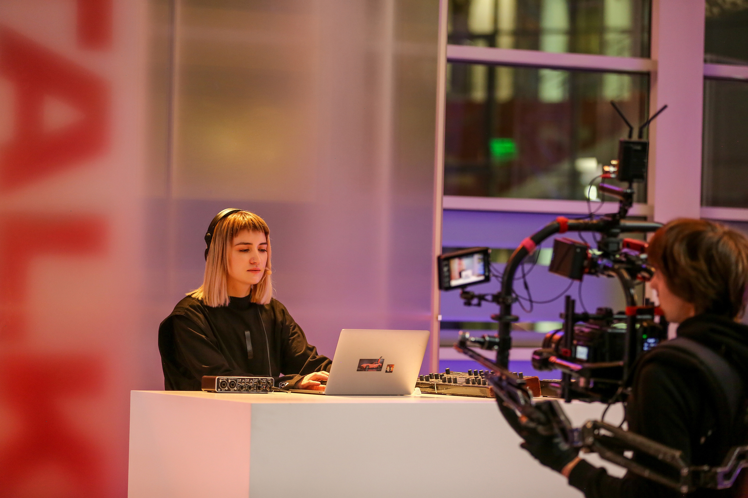 Яндекс прямой эфир. Фотограф Антон Чупринин