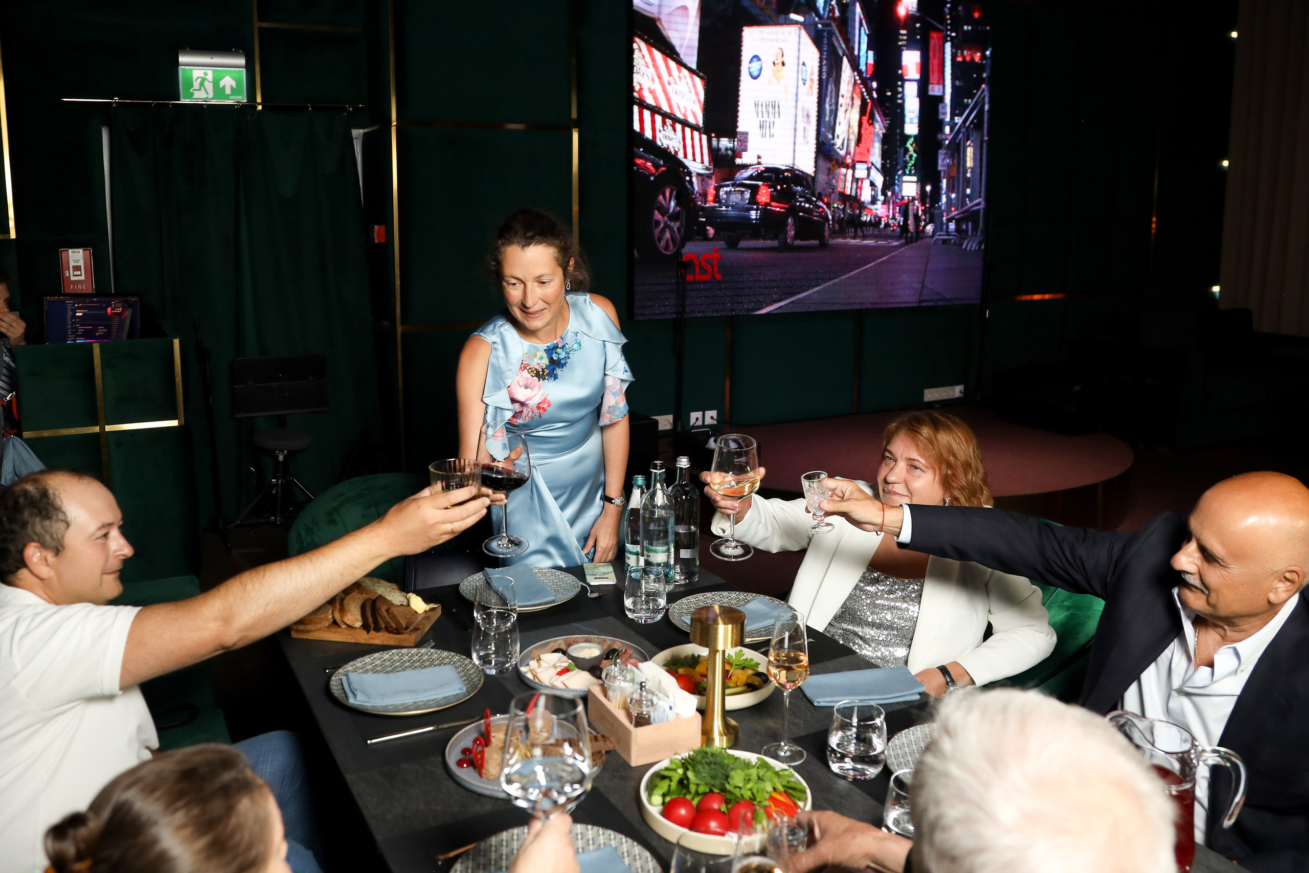 ДР Ольги. Фотограф Антон Чупринин