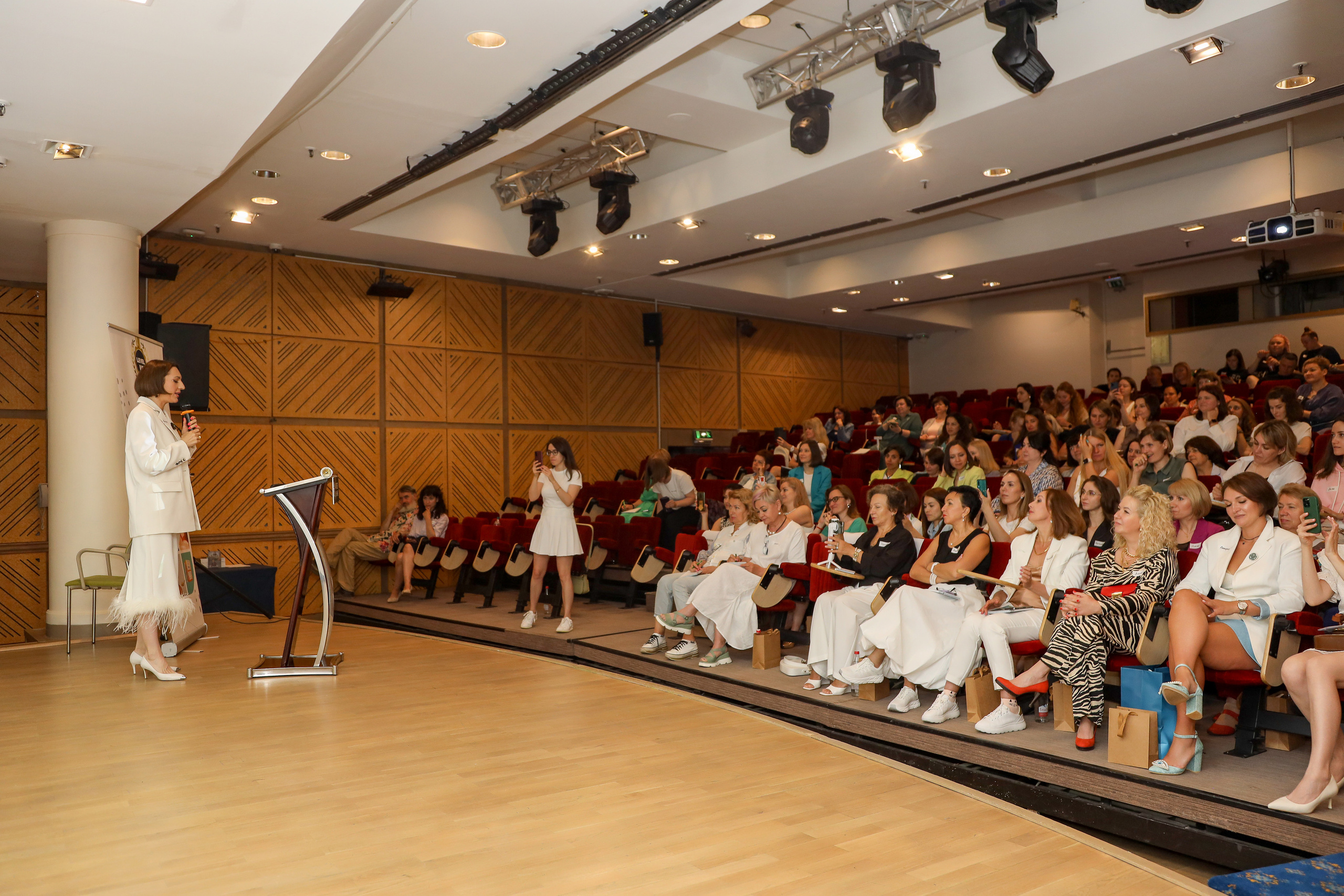 Level UP. Фотограф Антон Чупринин