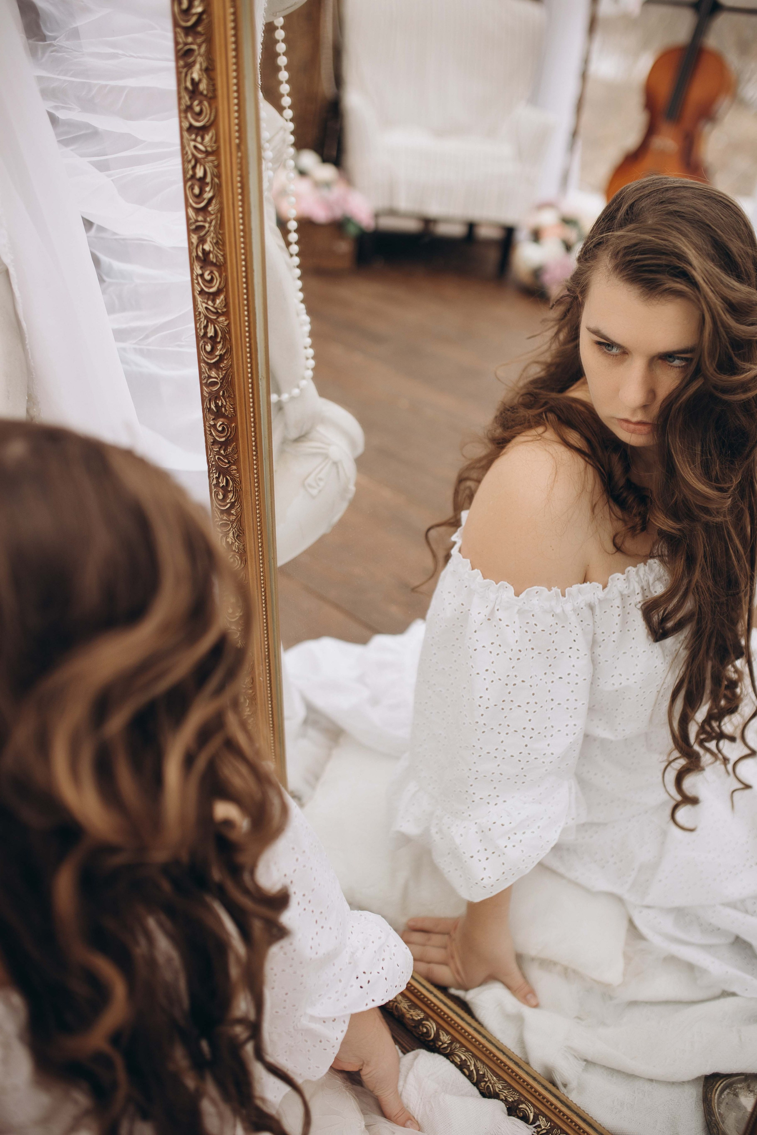 В студии. Фотограф Владивосток | Фотокниги на заказ с доставкой по всей России