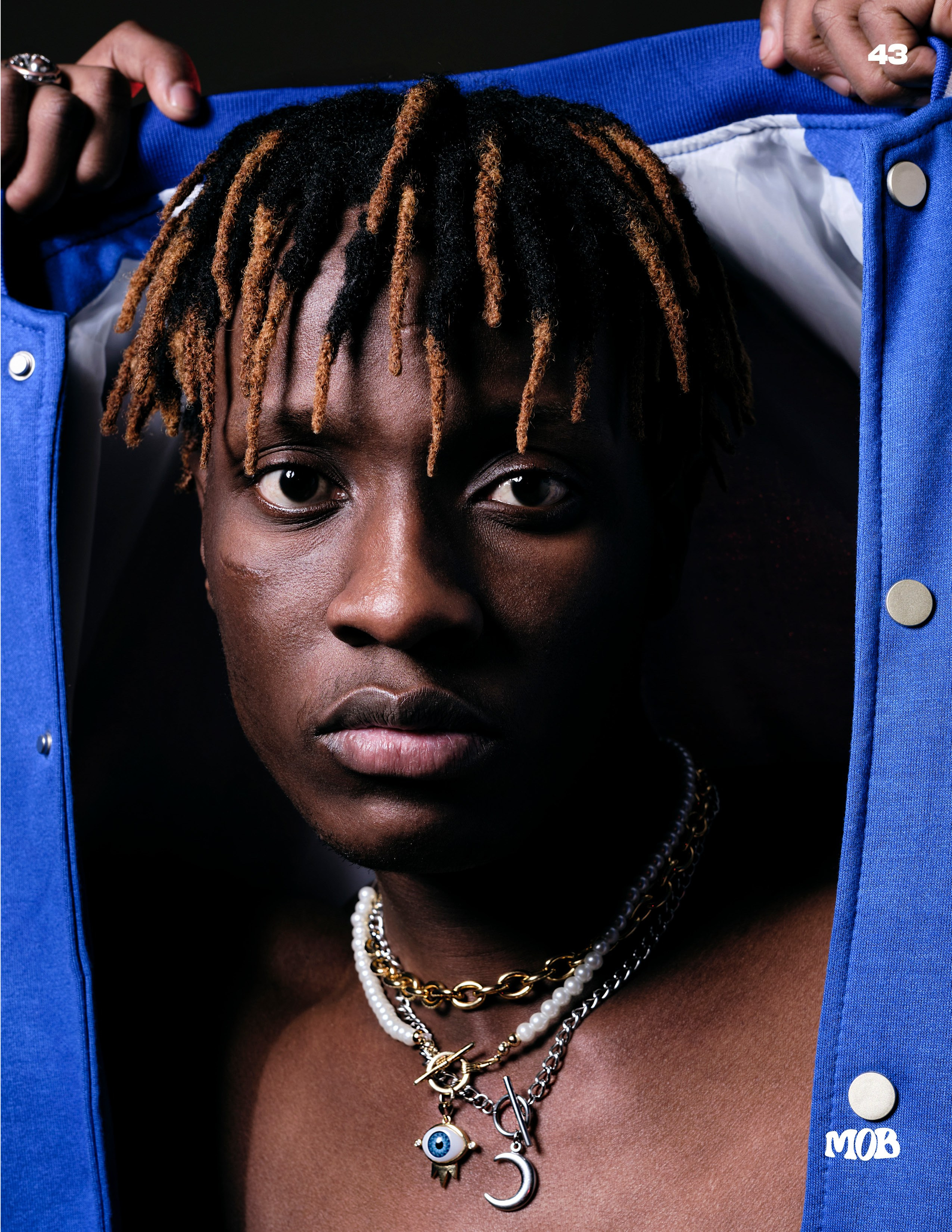 Журналы. Коммерческий, репортажный фотограф в Москве Лейла Мару