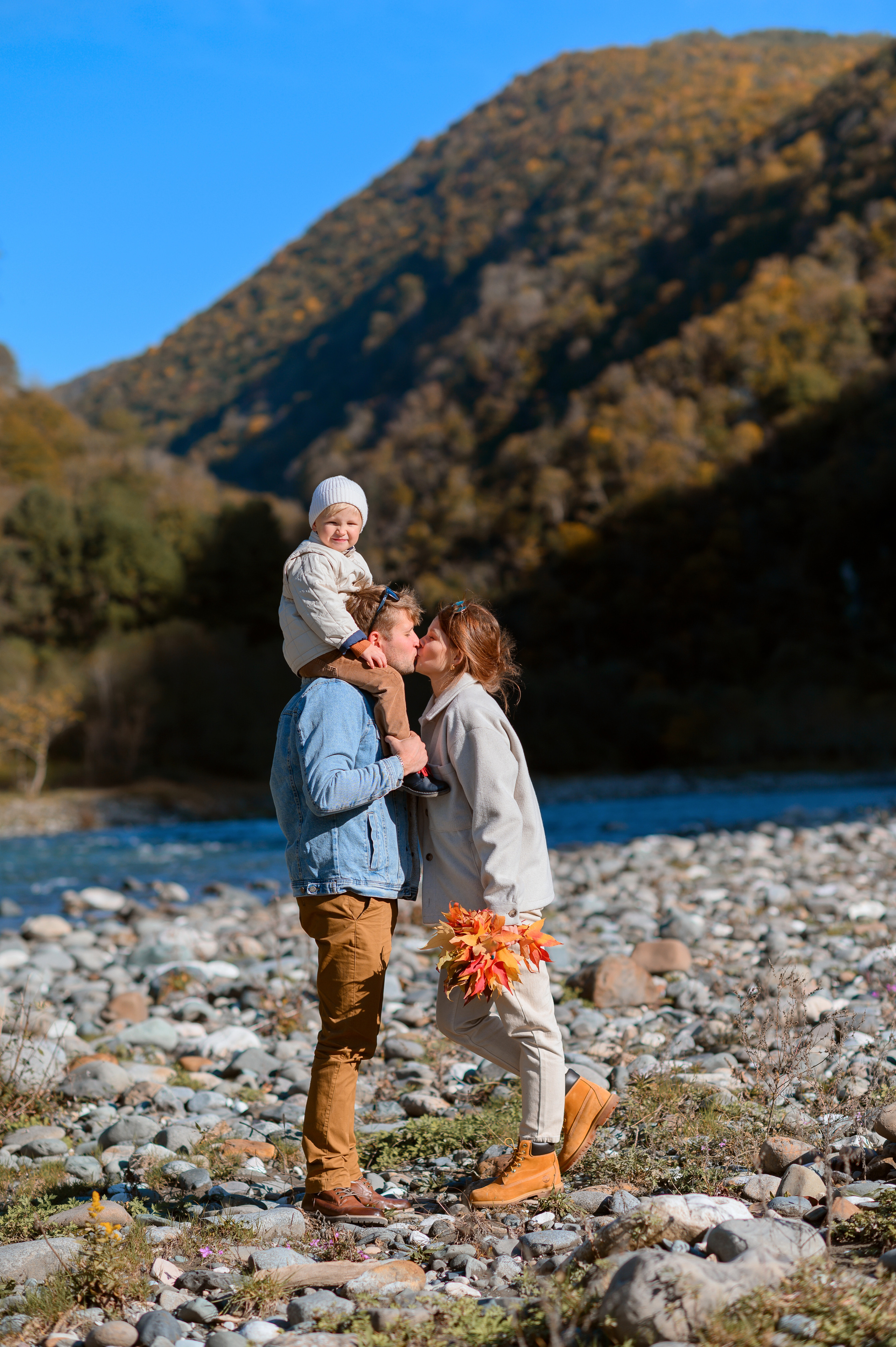 Осения история. Детский фотограф Абхазия