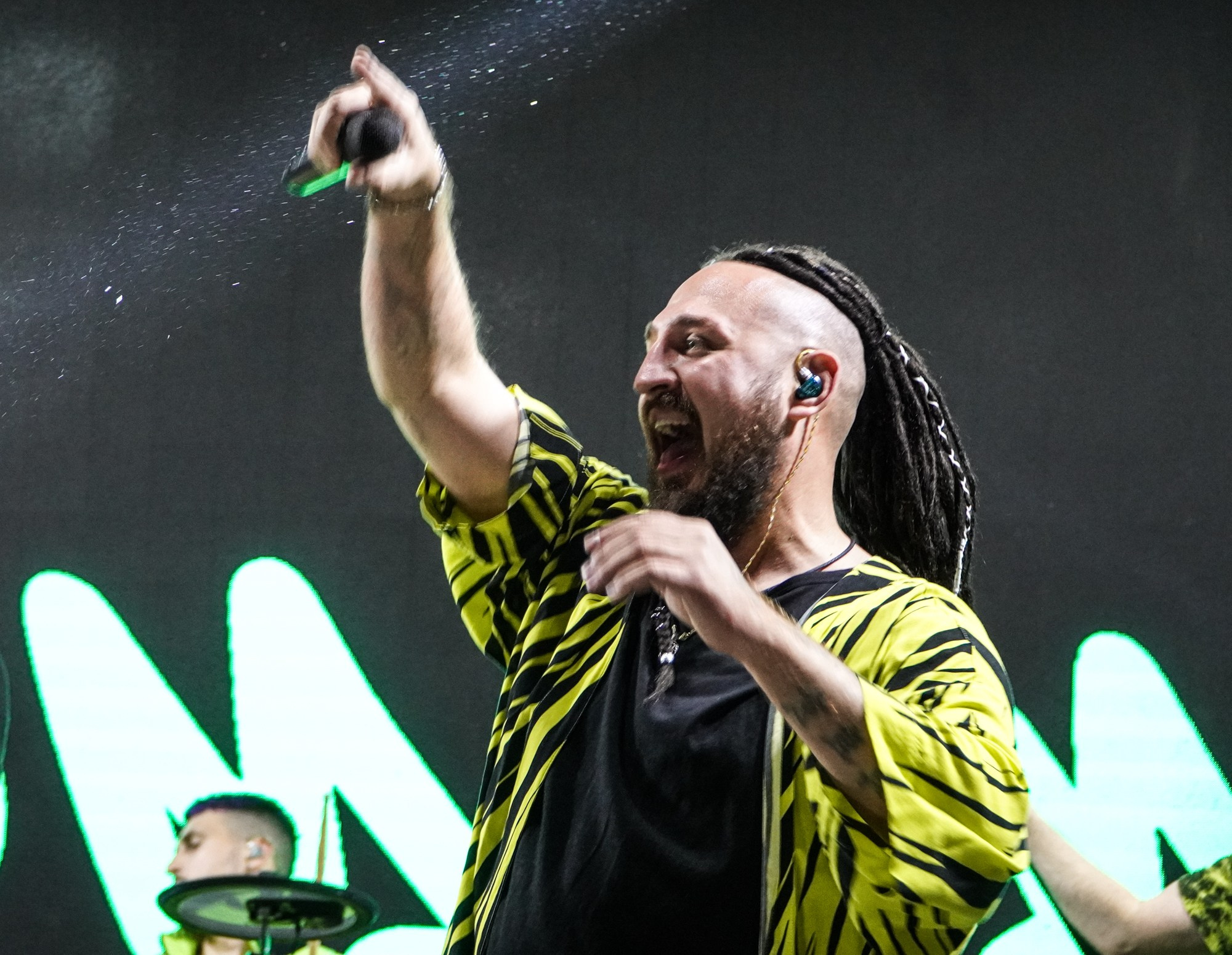 Концерт группы Бомбей. Репортажный, промышленный и маркетплейс-фотограф Дмитрий Чернат