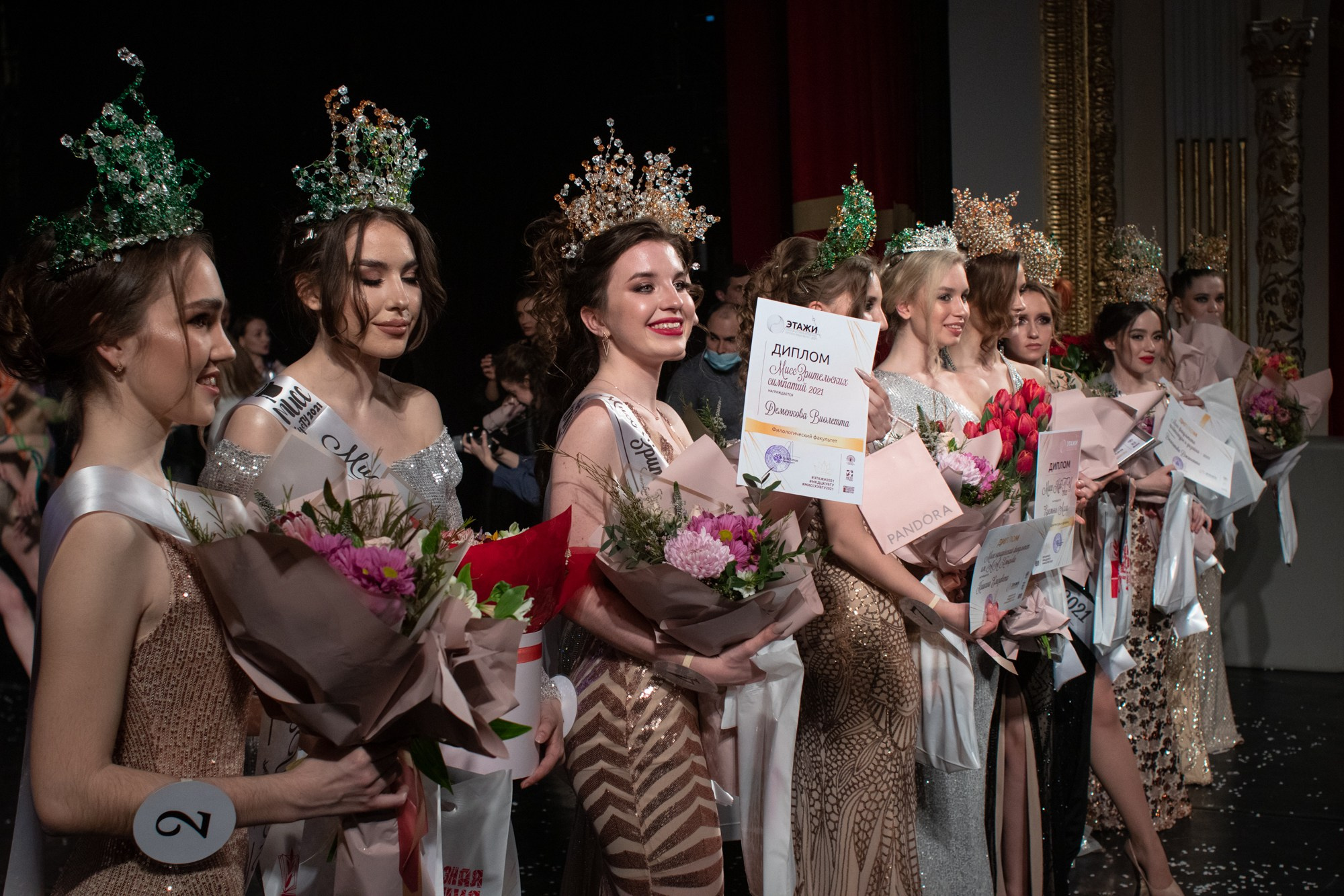 Конкурс красоты Мисс КубГУ 2021. Репортажный, промышленный и маркетплейс-фотограф Дмитрий Чернат
