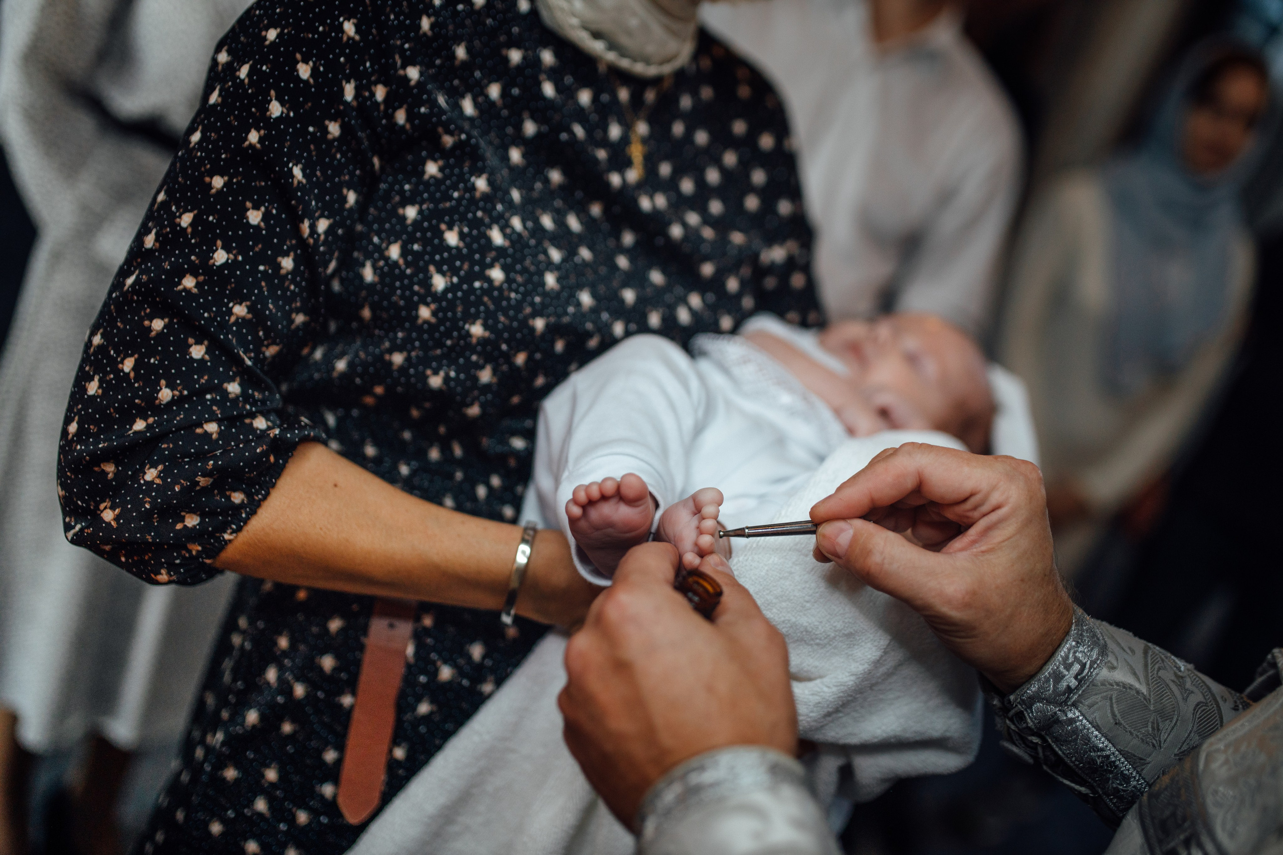 Крещение Тимура храм иконы Всех Скорбящих Радость, октябрь 2024