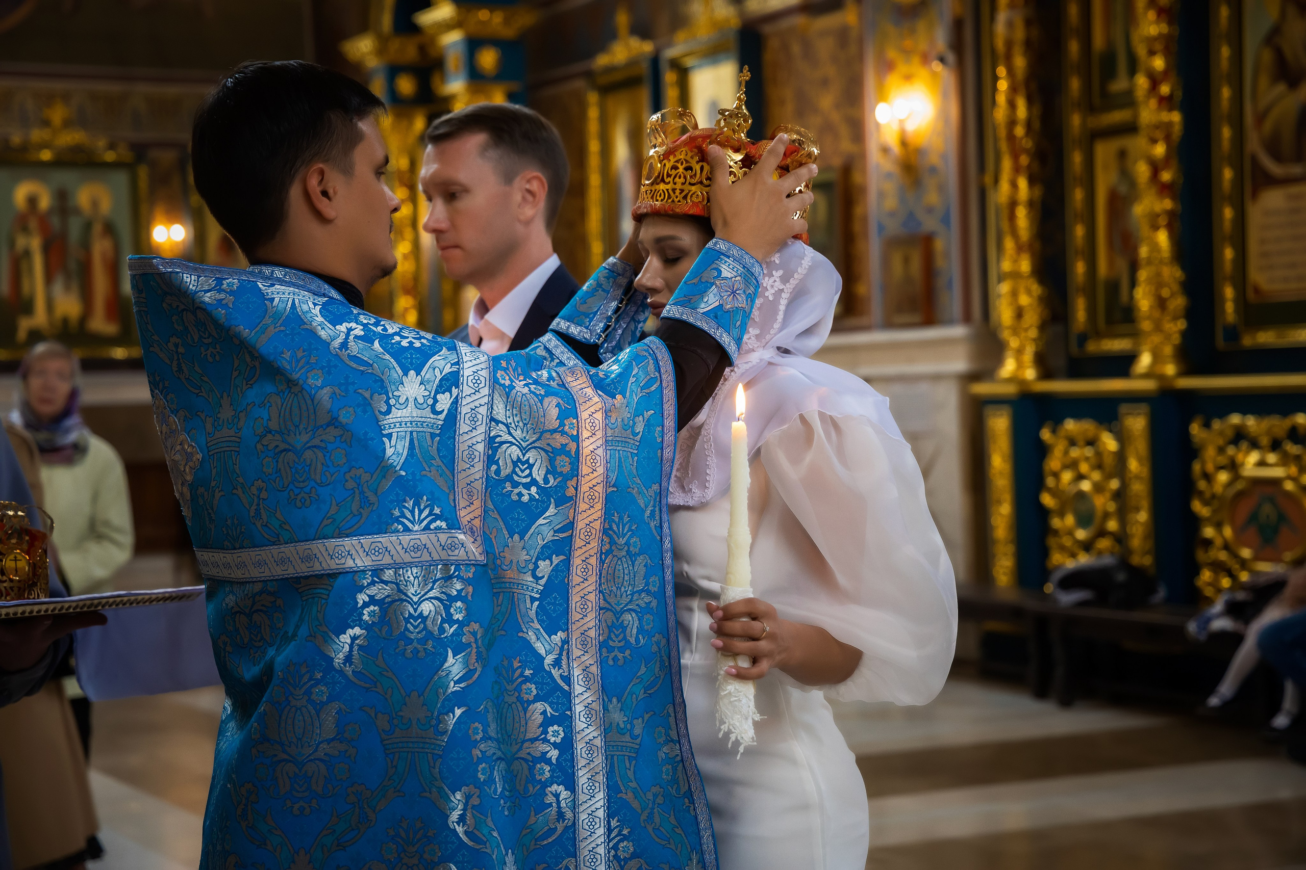 В Храме. Семейный и Свадебный фотограф в Астане Александр Астапов