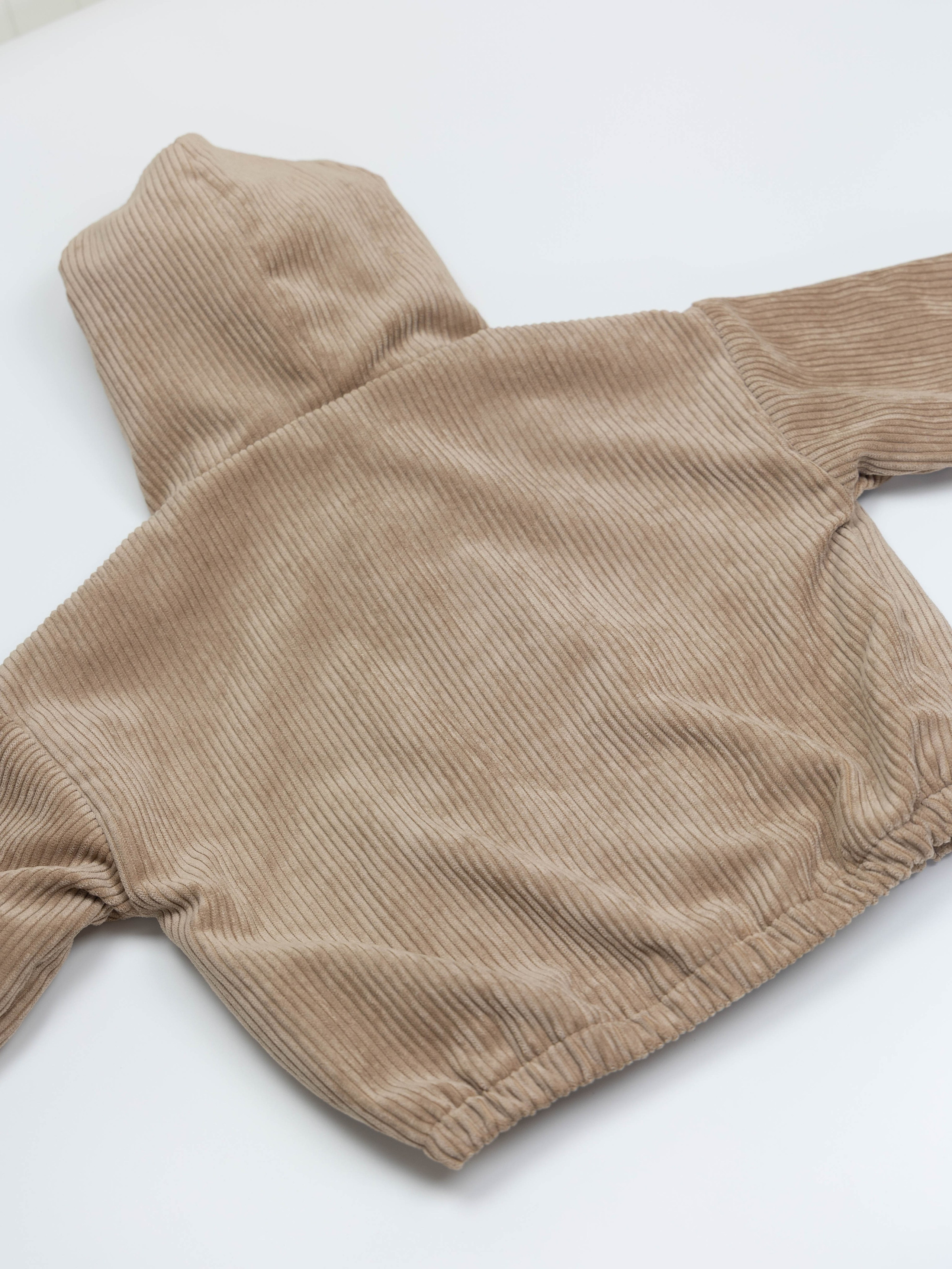 Детская ветровка. Фотограф для маркетплейсов, фотоуслуги в Жуковском Татьяна Марсуверских