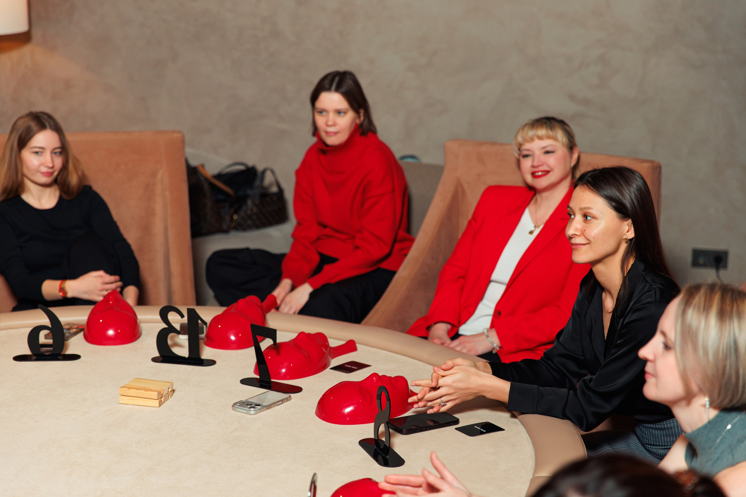 Третий трест в Доме Мафии. Репортажный и свадебный фотограф в Уфе Павел Кожевников