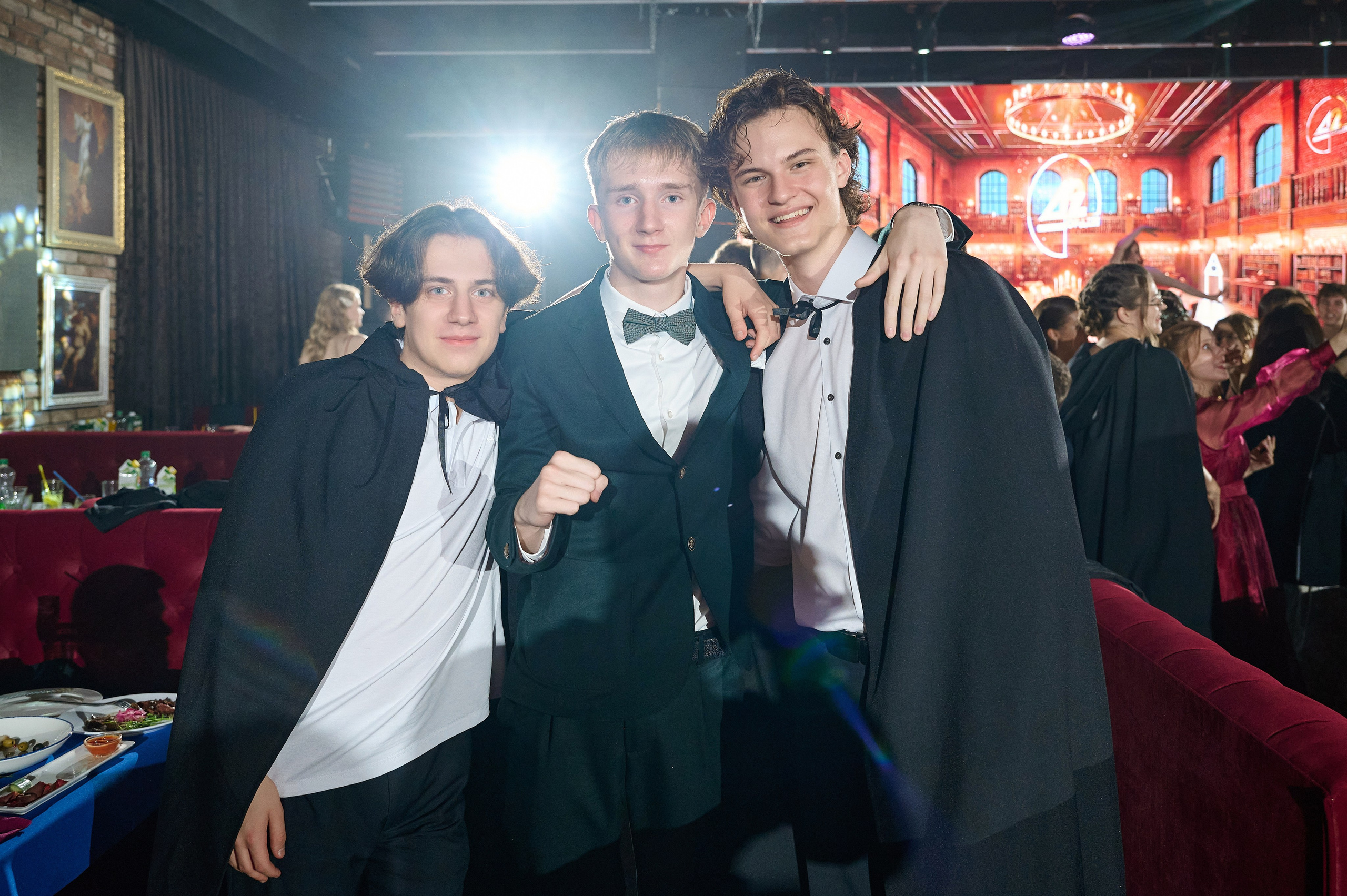 Выпускной 42 гимназия 11В. Фотограф Опыт Качество Скорость Горный Алтай Барнаул