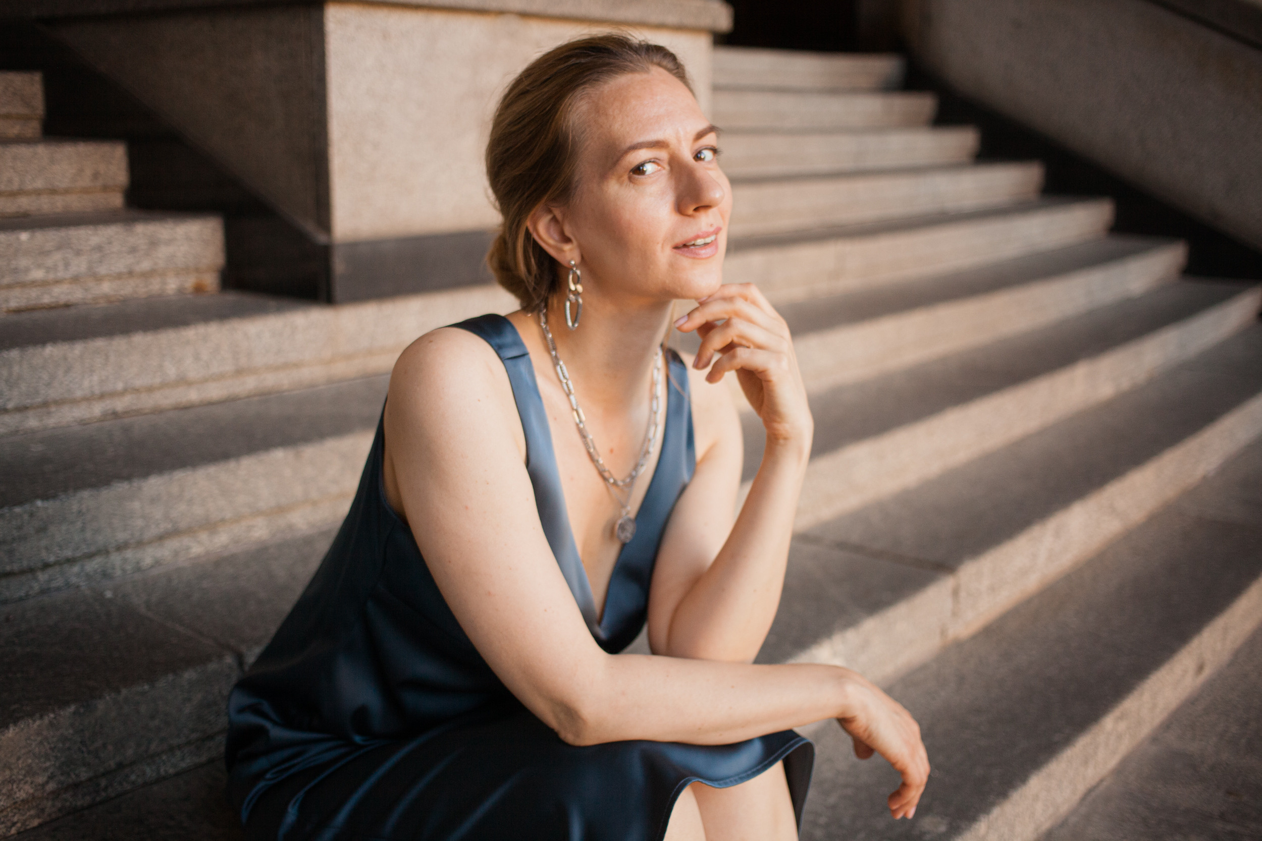 Nataly and Polina. Darin the photographer