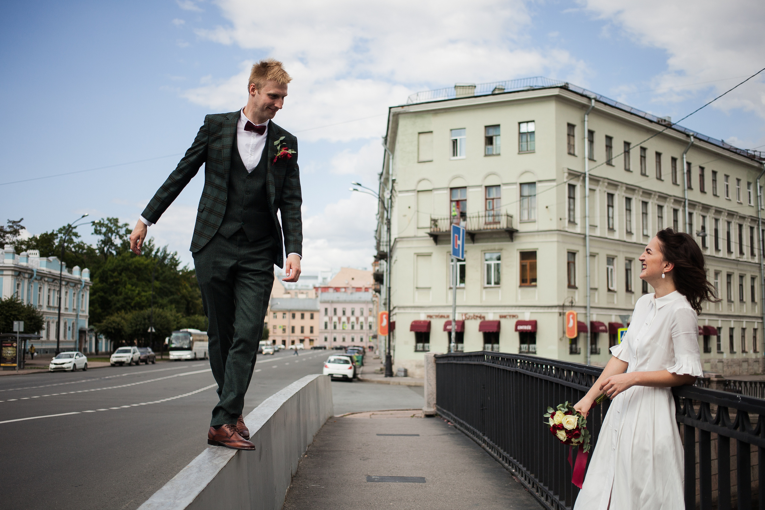 Alexa and Dmitry street wedding. Darin the photographer