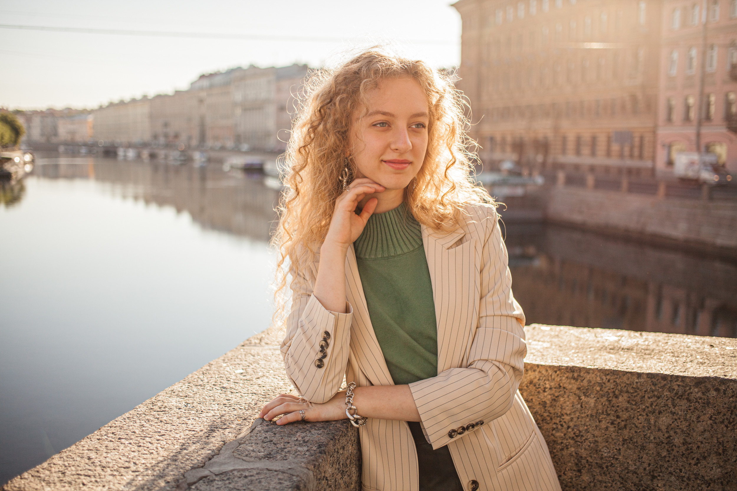 Nataly and Polina. Darin the photographer