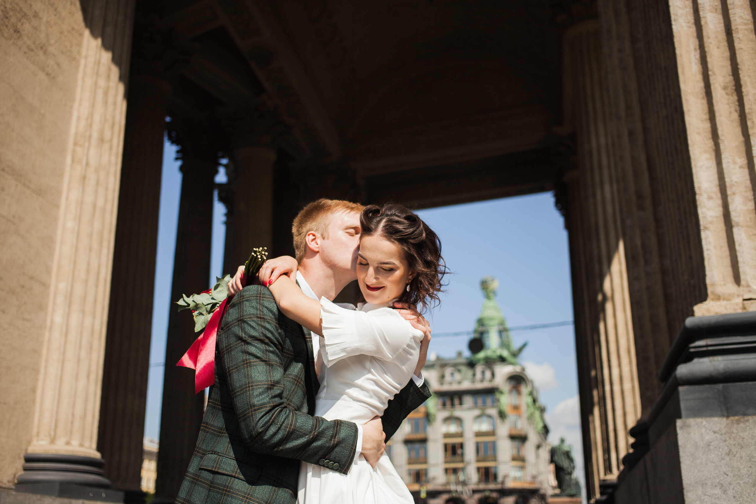 Alexa and Dmitry street wedding. Darin the photographer
