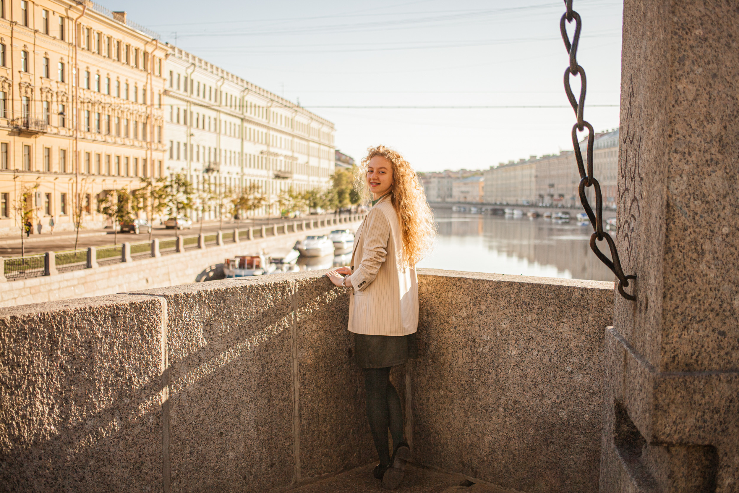 Nataly and Polina. Darin the photographer