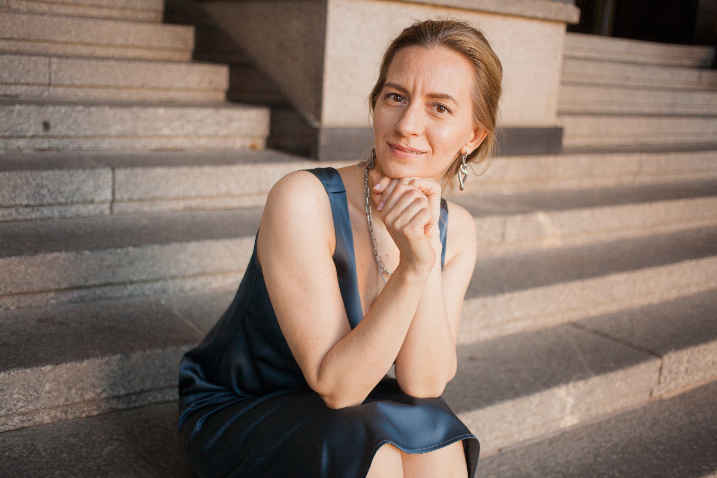 Nataly and Polina. Darin the photographer