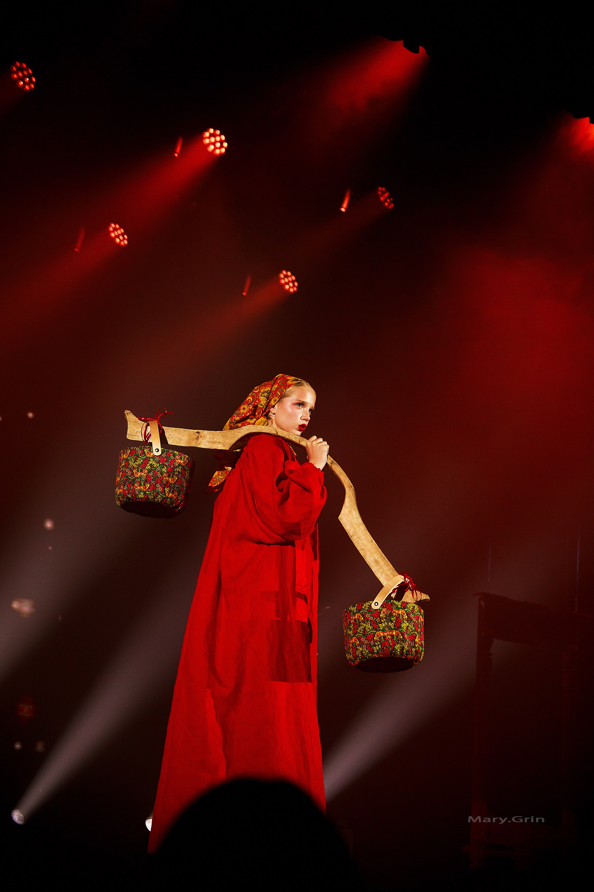 Подиумный спектакль «стиль Надежды» 2025. Детский и семейный фотограф, фотограф мероприятий Нижний Новгород