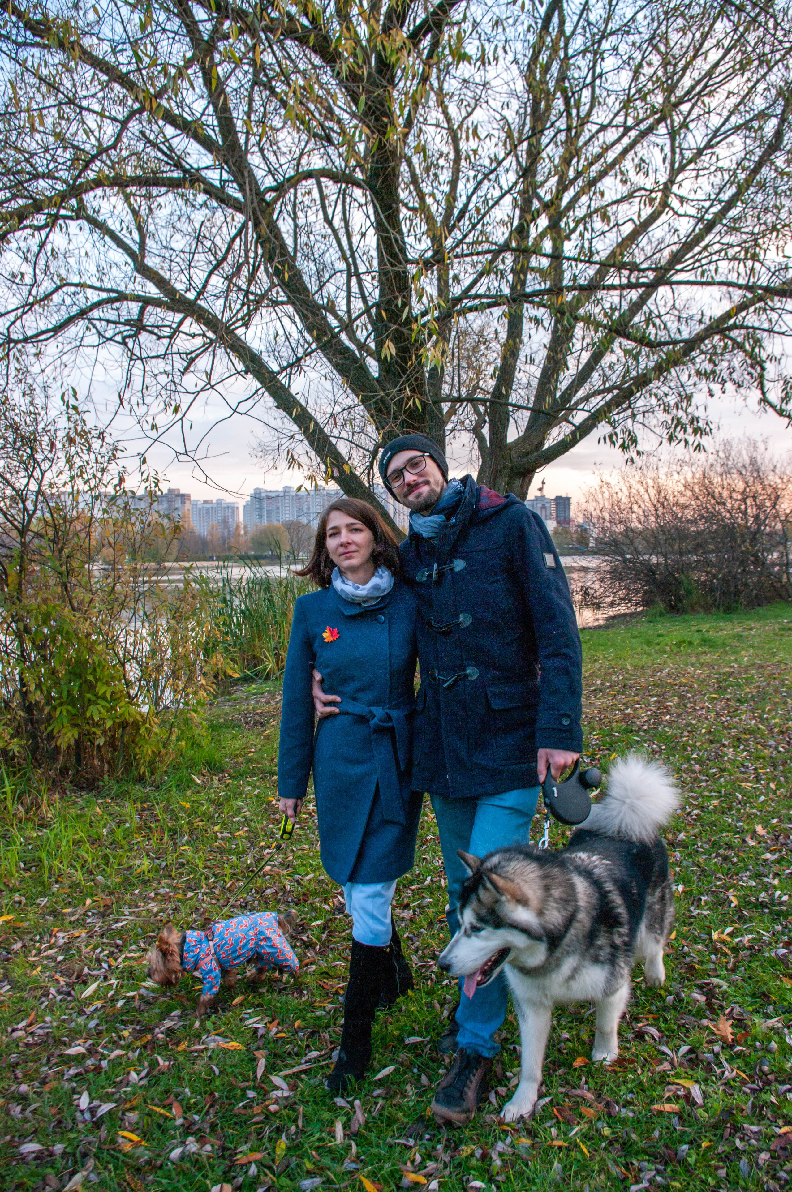 Прогулка. Арсентий и Надя, Кася и Шкед. Фотограф в Москве Леонид Калесник