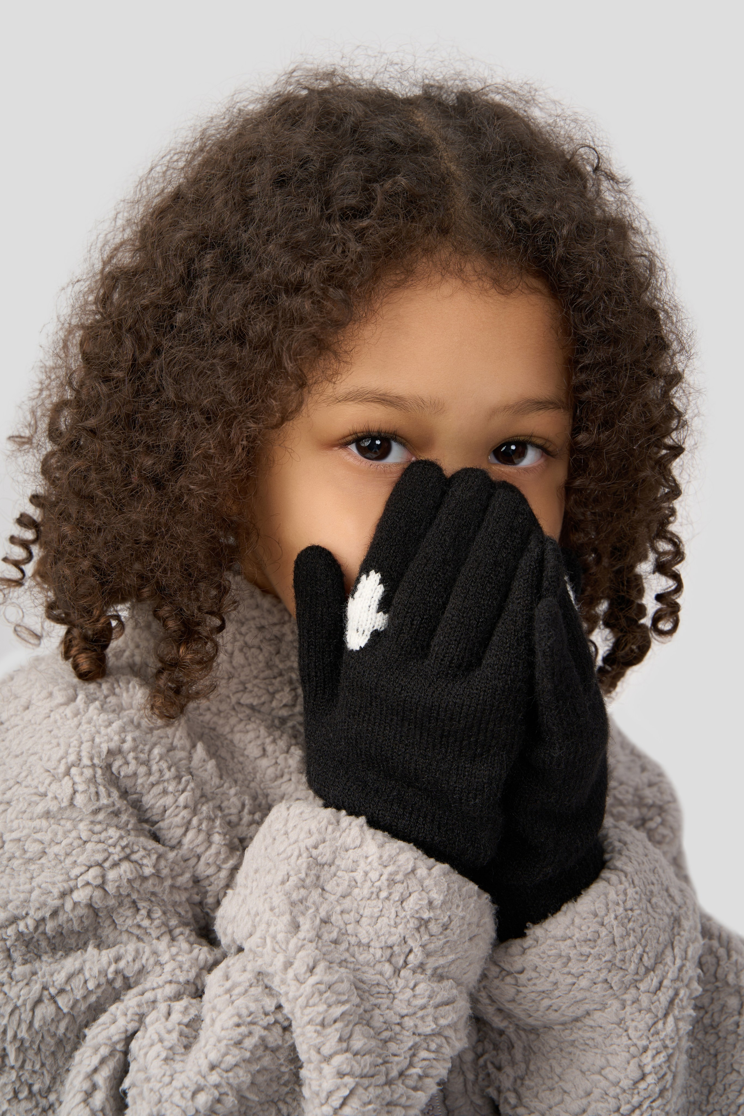 "Профессиональная детская фотосъемка для семейных портретов и воспоминаний""Высококачественная детская съемка новорожденных и малышей в студии""Рекламная детская фотосъемка для альбомов и подарков""Студийная детская съемка с креативными декорациями и позами""Коммерческая детская фотосъемка для маркетинга детских товаров""Фотография детской съемки с акцентом на эмоции и улыбки""Семейная детская съемка для портфолио и социальных сетей""Профессиональная детская фотосъемка с мягким освещением""Рекламные фото детской съемки для сайтов и брошюр""Высокоточная детская съемка для воспоминаний и презентаций""Детская фотосъемка высокого разрешения для семейных альбомов""Коммерческая детская съемка с фокусом на радость и развитие""Студийная фотосъемка детской съемки для брендов и маркетинга""Фотографии детской съемки для подарков и увеличения клиентов""Профессиональная детская съемка для каталогов и семейных историй"