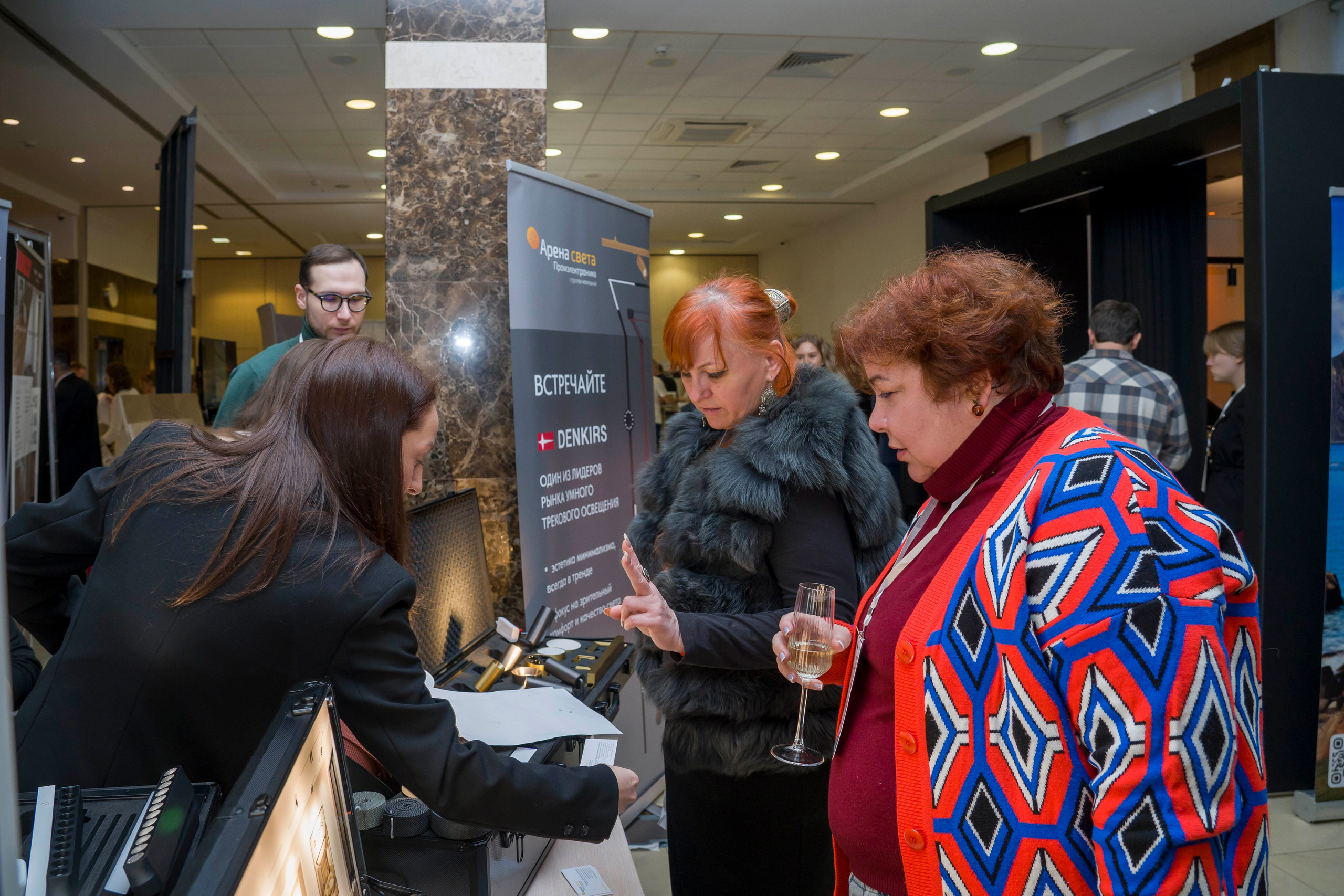 Конференция дизайнеров и архитекторов. Фотограф в Санкт-Петербурге. Репортажная и все съёмки для бизнеса