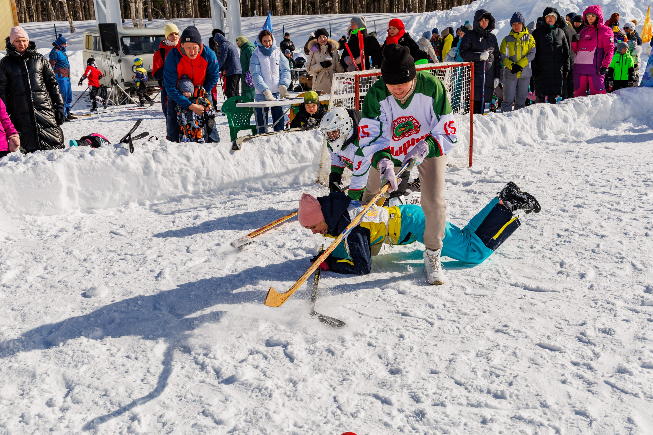XIII чемпионат  по «ХОККЕЮ В ВАЛЕНКАХ». Свадебный, семейный и репортажный фотограф в Южно-Сахалинске Артур Петросян