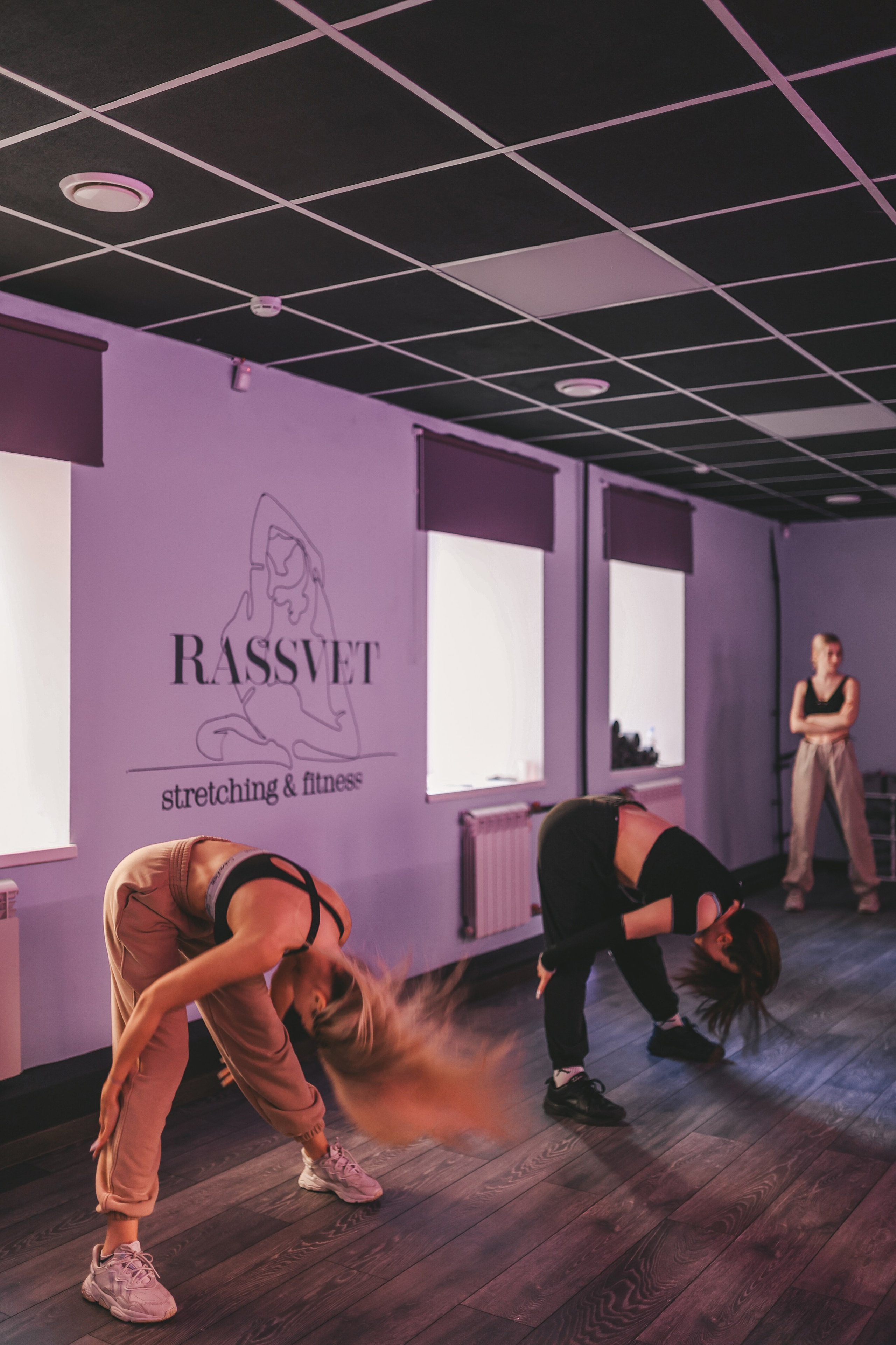 Студия растяжки «Rassvet». Мария Добычина — профессиональный фотограф Крыма, Ялты и Севастополя