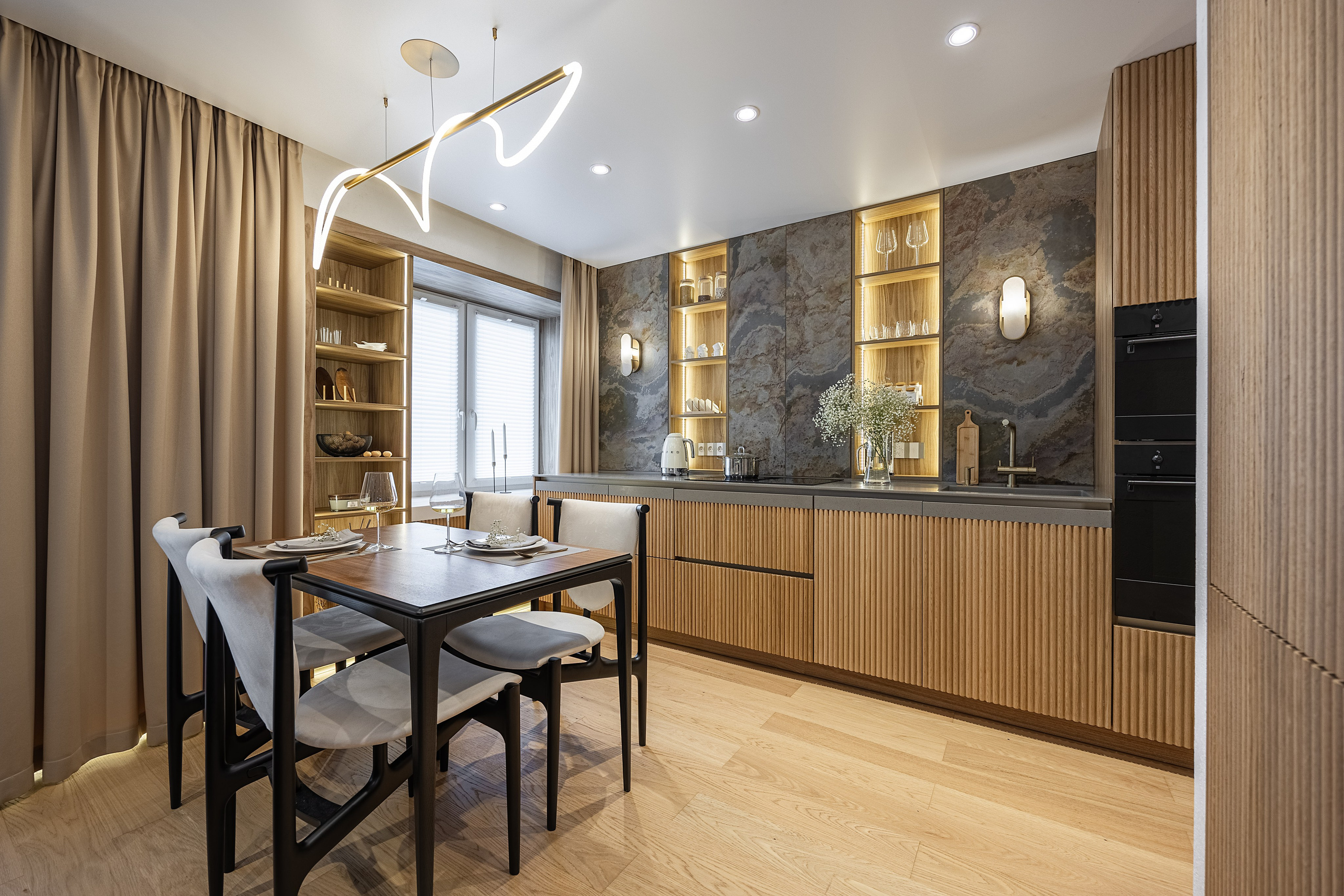 Гагарина. Фотограф и видеограф в Улан-Удэ: Аюна Габагуева и Артём Шаханов