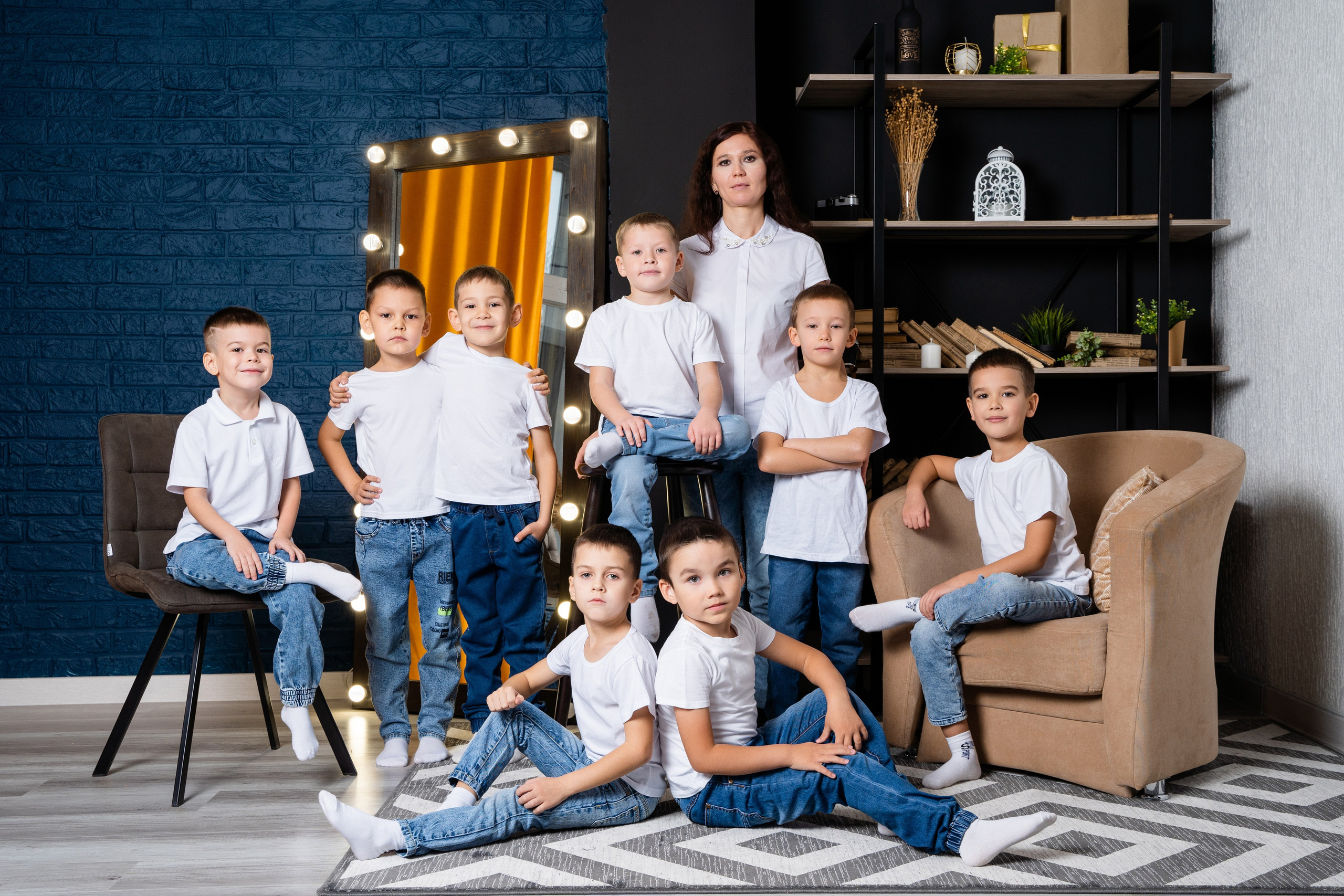 Стиль Карандашик. Выпускные альбомы Нижнекамск Набережные Челны Фотостудия Небо