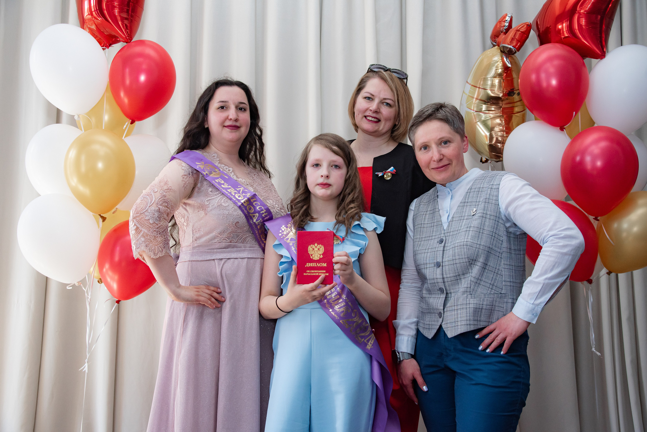 Выпускной 4 класс, 280 школа им. Лермонтова, 25.05.2024. Наталия Март | Фотограф СПб