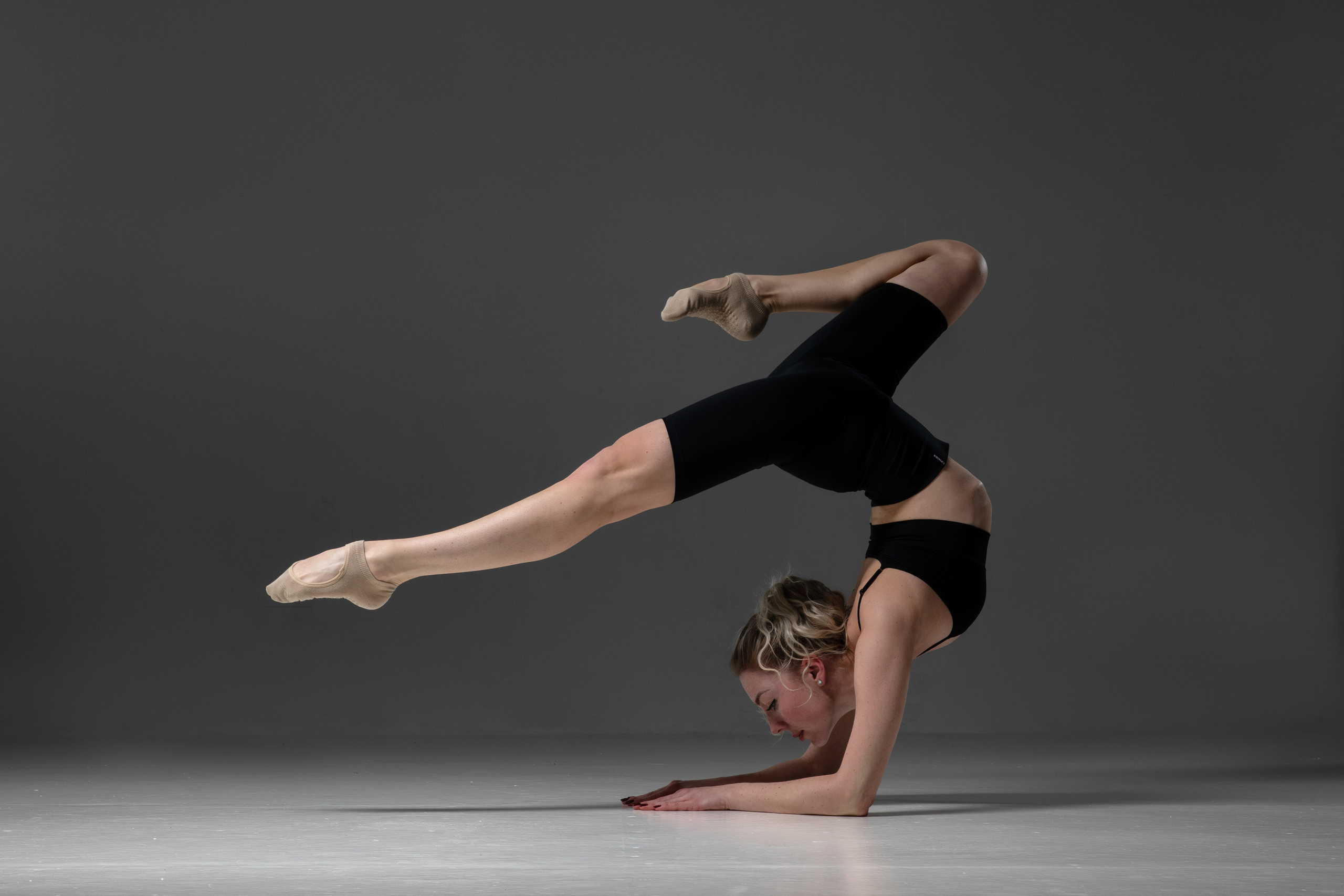 Спортивная групповая фотосессия для клуба гимнастики в Калининграде. Спортивный и детский фотограф в Москве, Калининграде