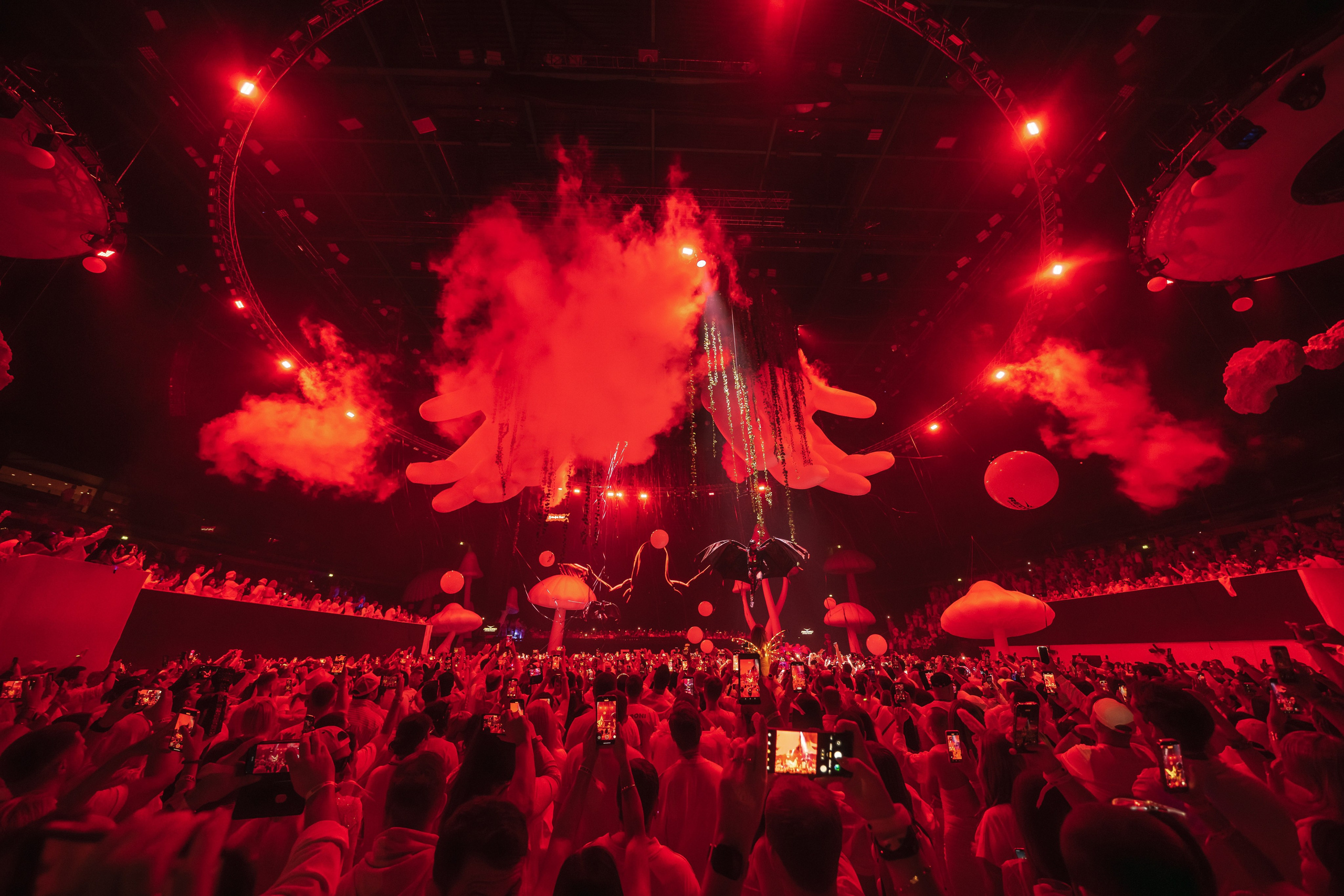 БЕЛАЯ 2025. Святослав Буньков | фотограф