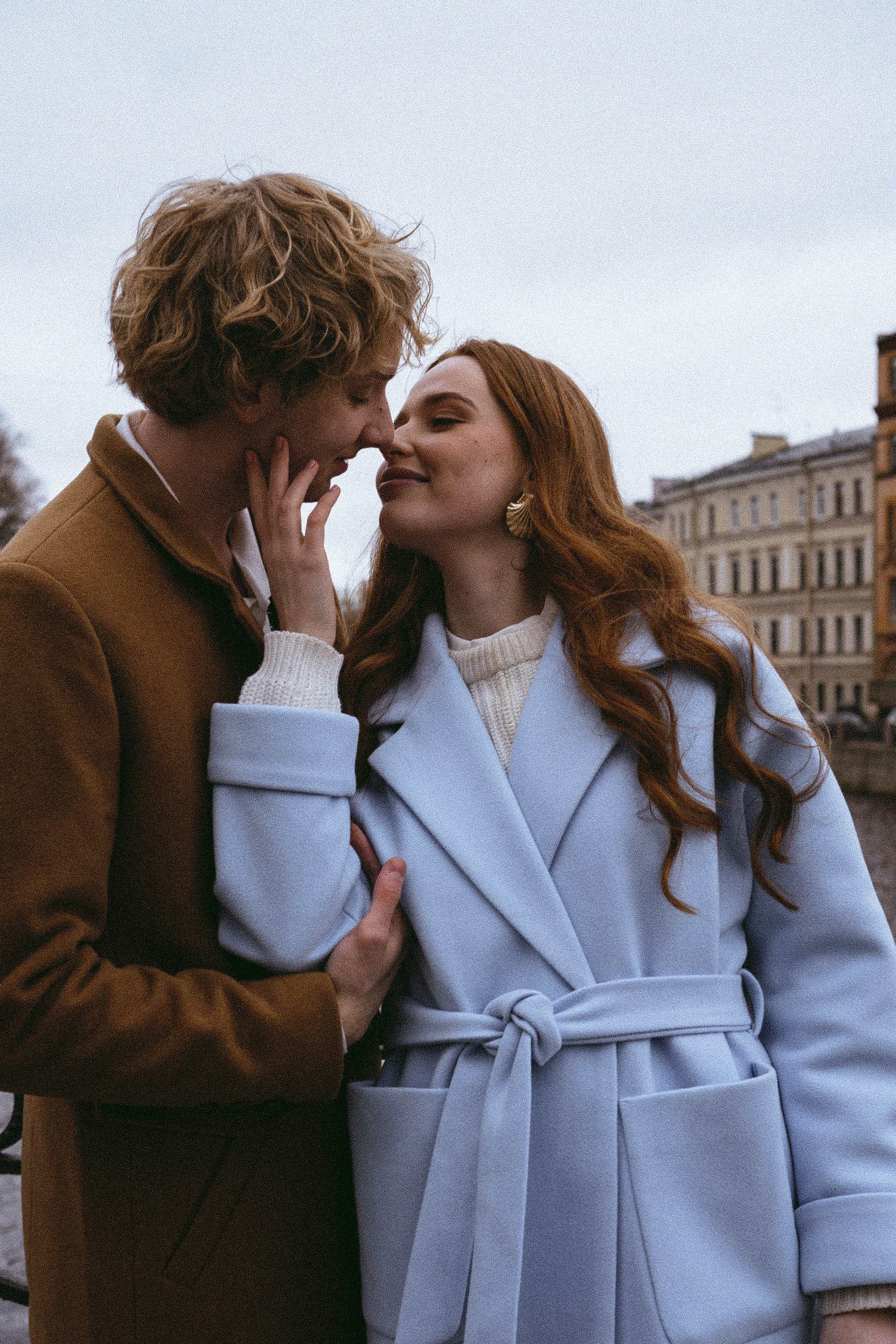 СВАДЕБНАЯ ПРОГУЛКА ПО ПЕТРОГРАДКЕ ВЕСНОЙ (ФОТОСЕССИИЯ ПАРЫ СВАДЕБНАЯ). Профессиональный фотограф, Санкт-Петербург — Виктория Богомолова