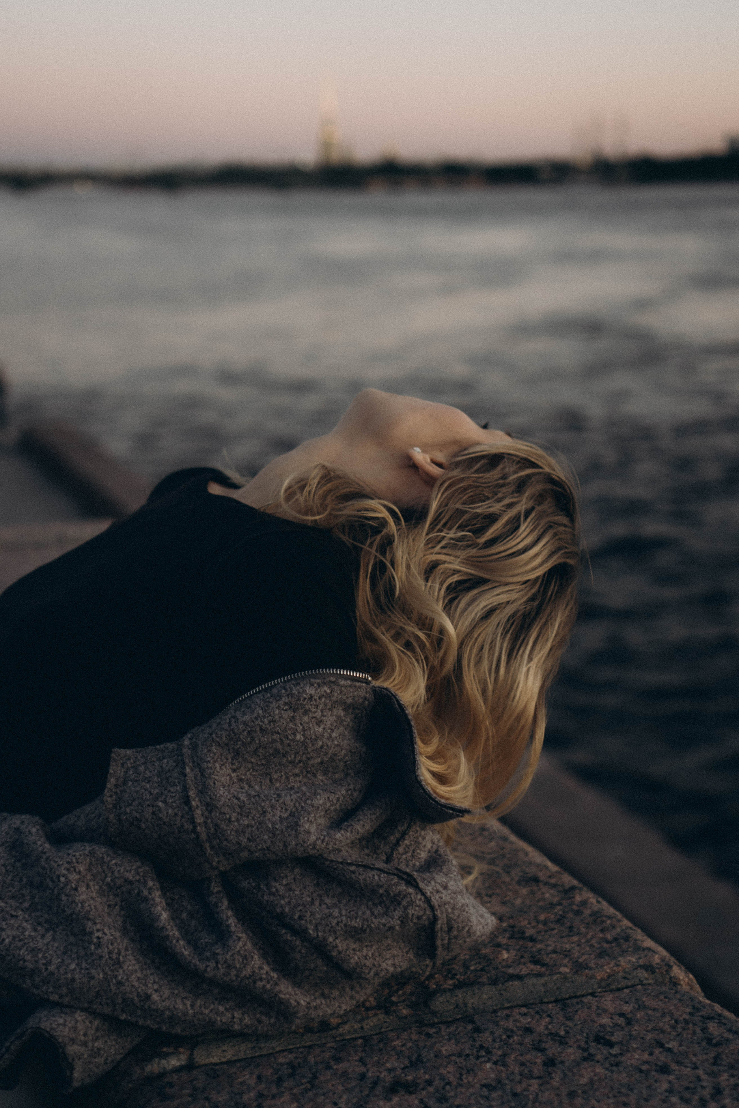 ПРОГУЛКА ПО ГОРОДУ В БЕЛЫЕ НОЧИ (другой вариант). Профессиональный фотограф, Санкт-Петербург — Виктория Богомолова