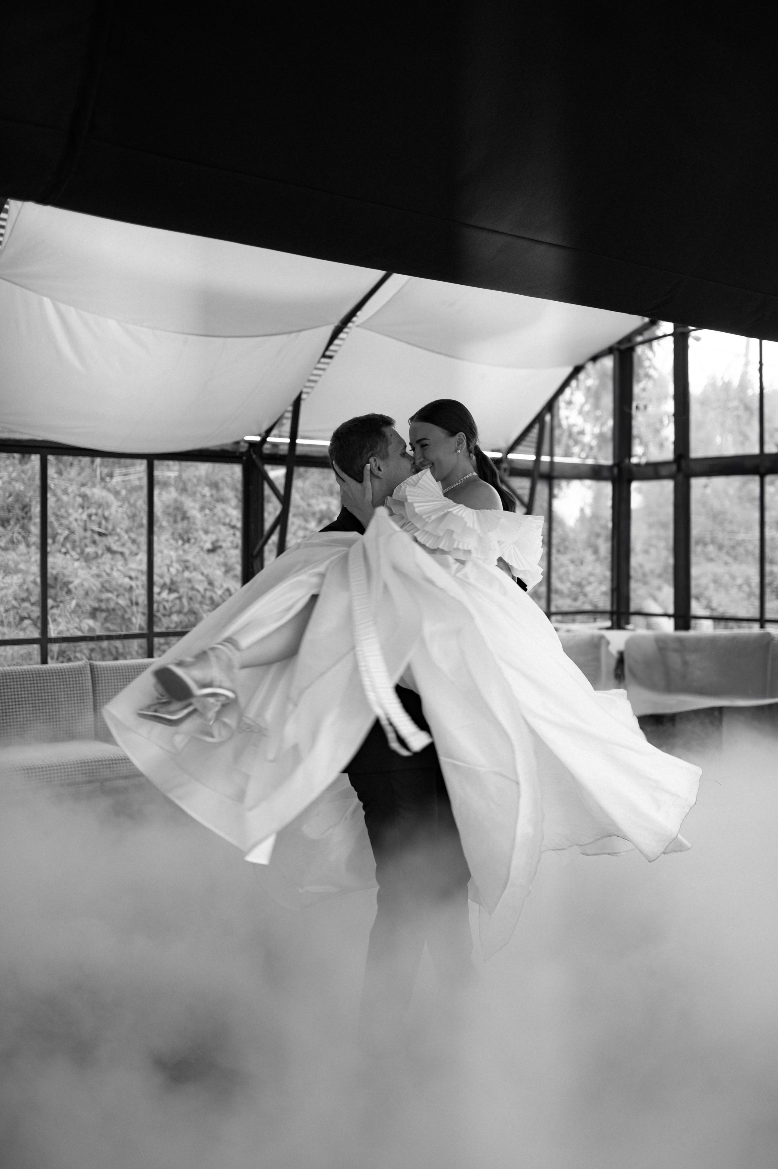 Важный шаг. Свадебный фотограф в Санкт-Петербурге, Москве, СПб Сергей Поддубный