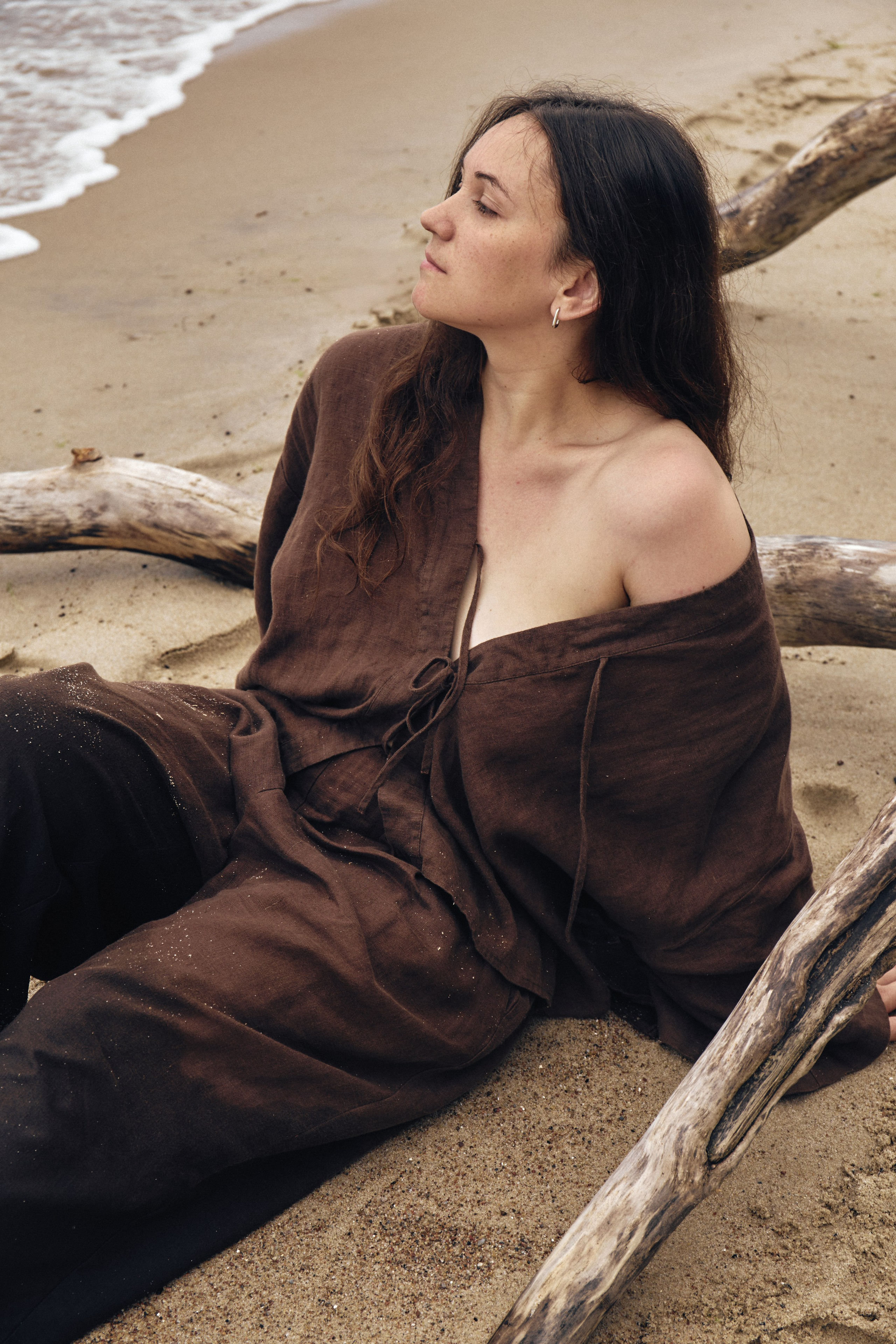 Женская индивидуальная фотосессия у берега балтийского моря для девушки фэшен фотографом Екатериной Врублевской отель Метрополь Зеленоградск Балтийк Куршская коса