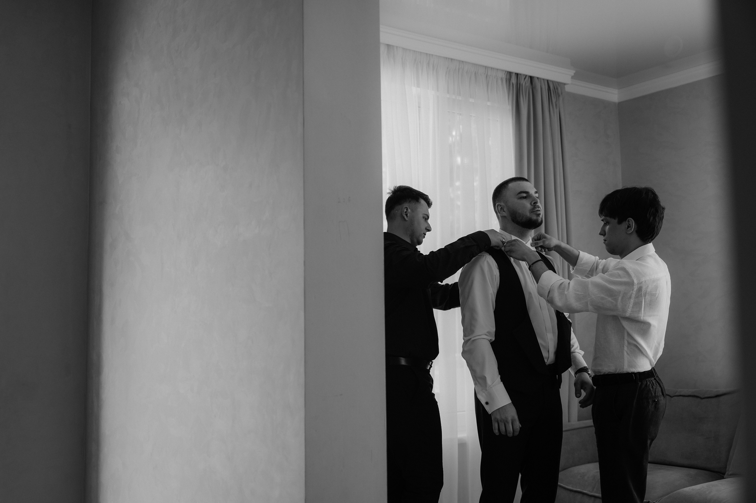 Astoria. VISUAL ARTIST · KRONGAUZ ANASTASIA