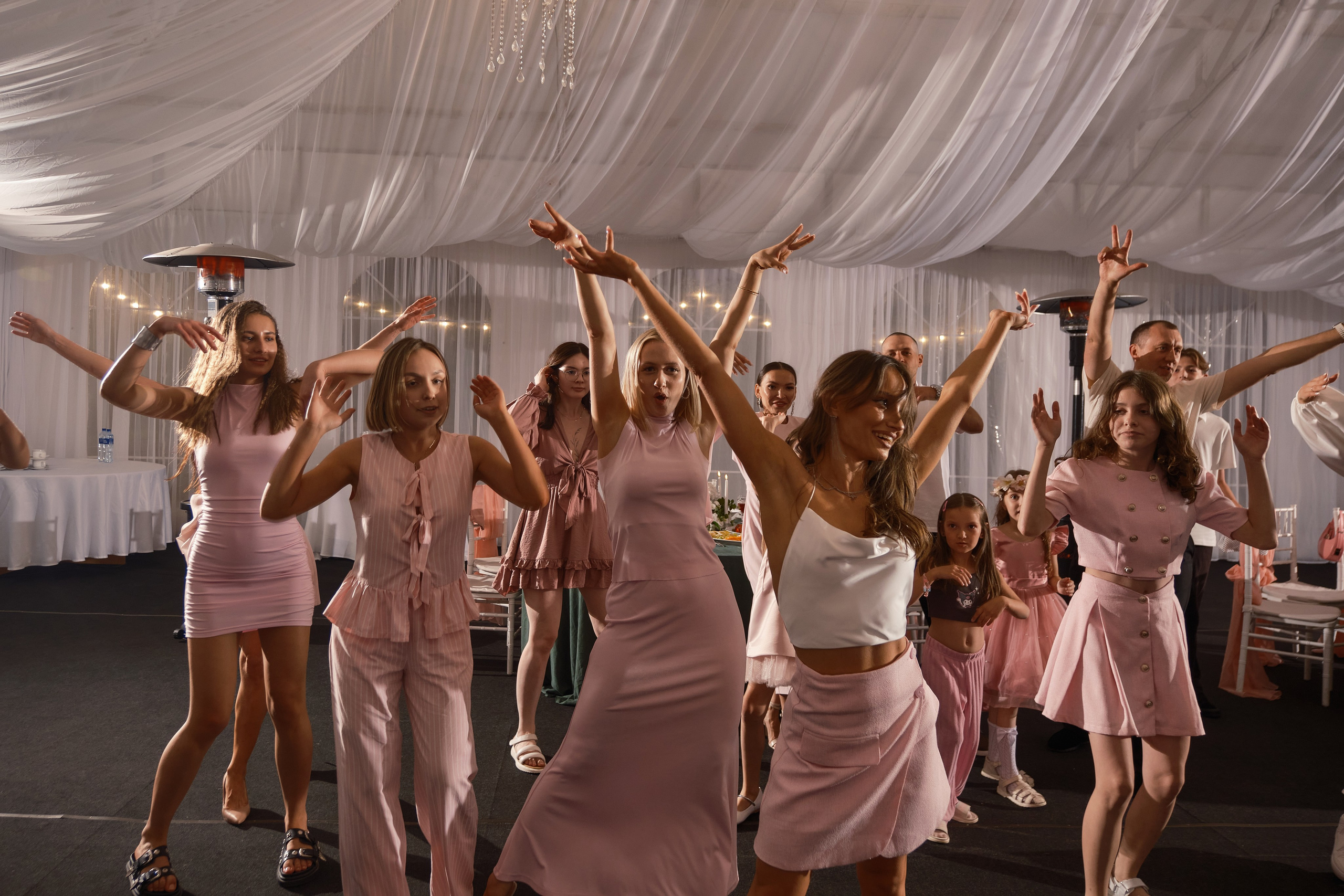 АРТЕМ И ЕКАТЕРИНА. Свадебный фотограф в Екатеринбурге Соседков Евгений