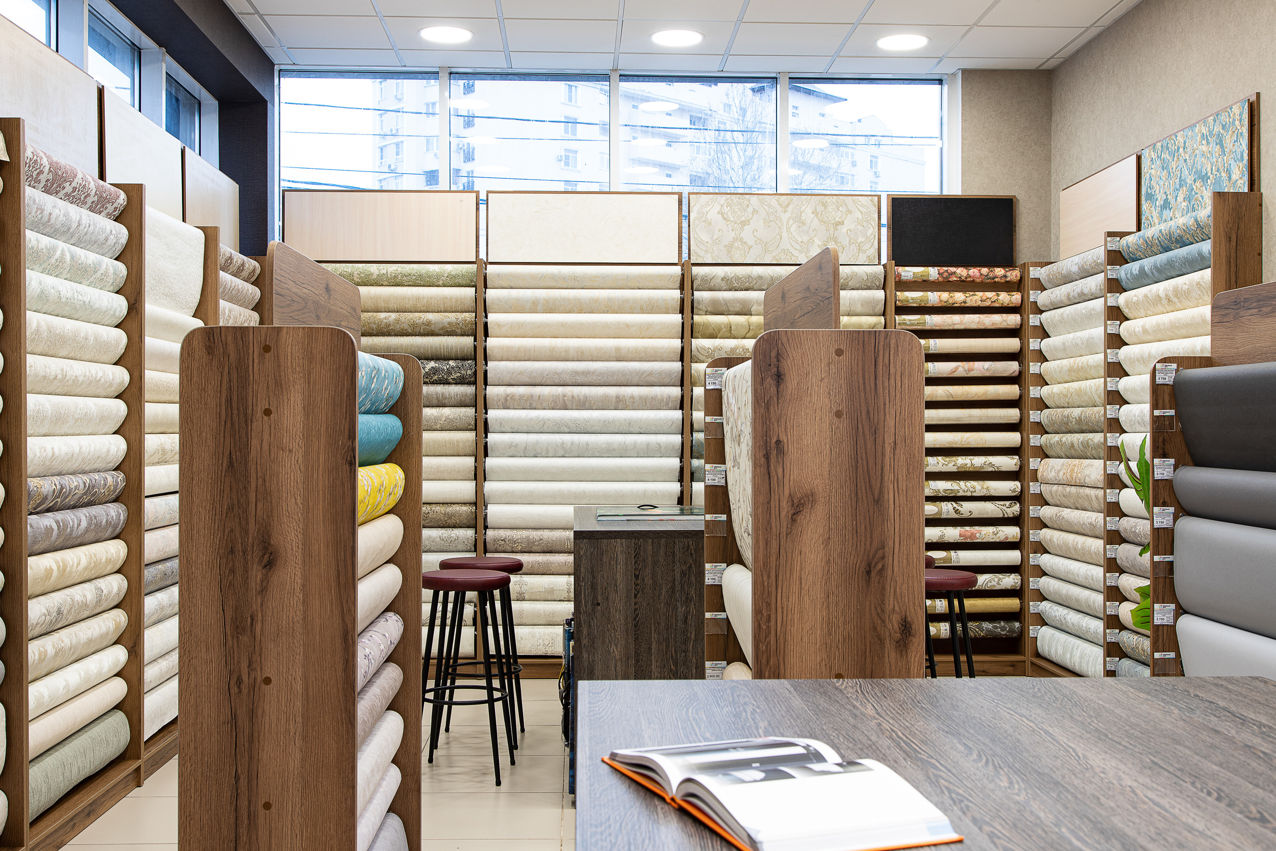 Обойный дом. Филиал по улице Василия Мачуги. Интерьерный фотограф Краснодар. Галина Ладыгина