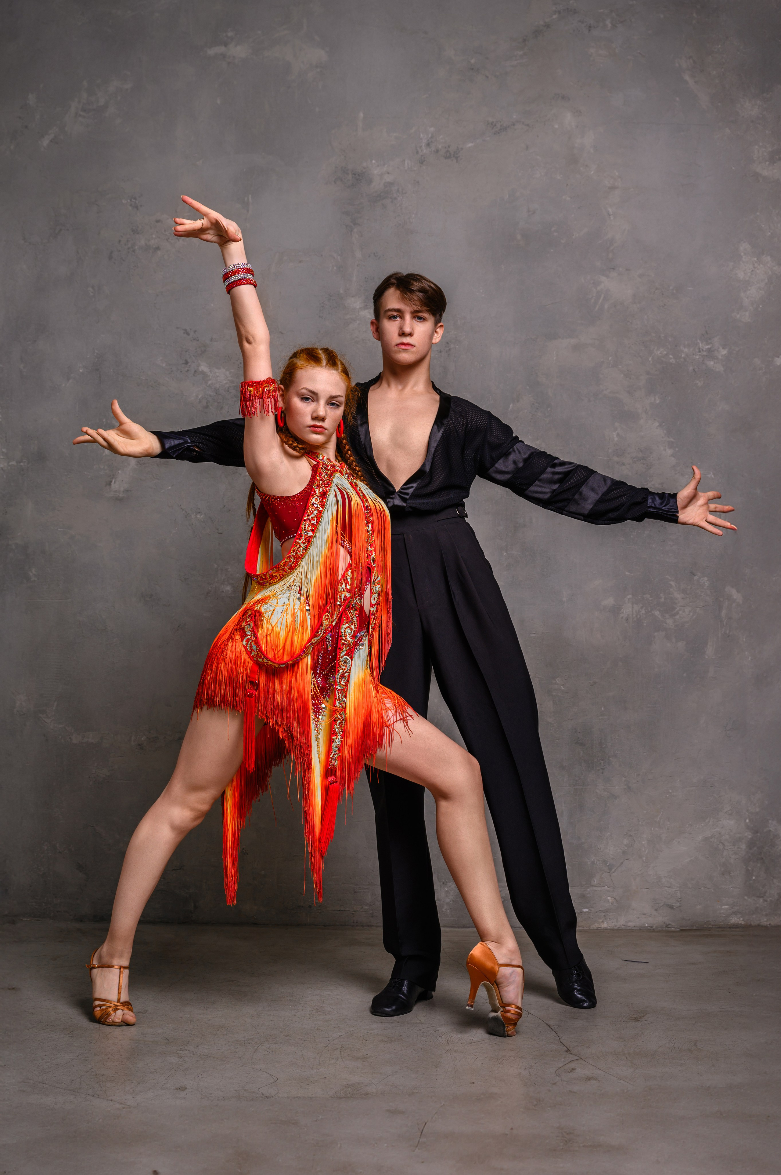 Студийная танцевальная съемка. Фотограф Светозар Андреев