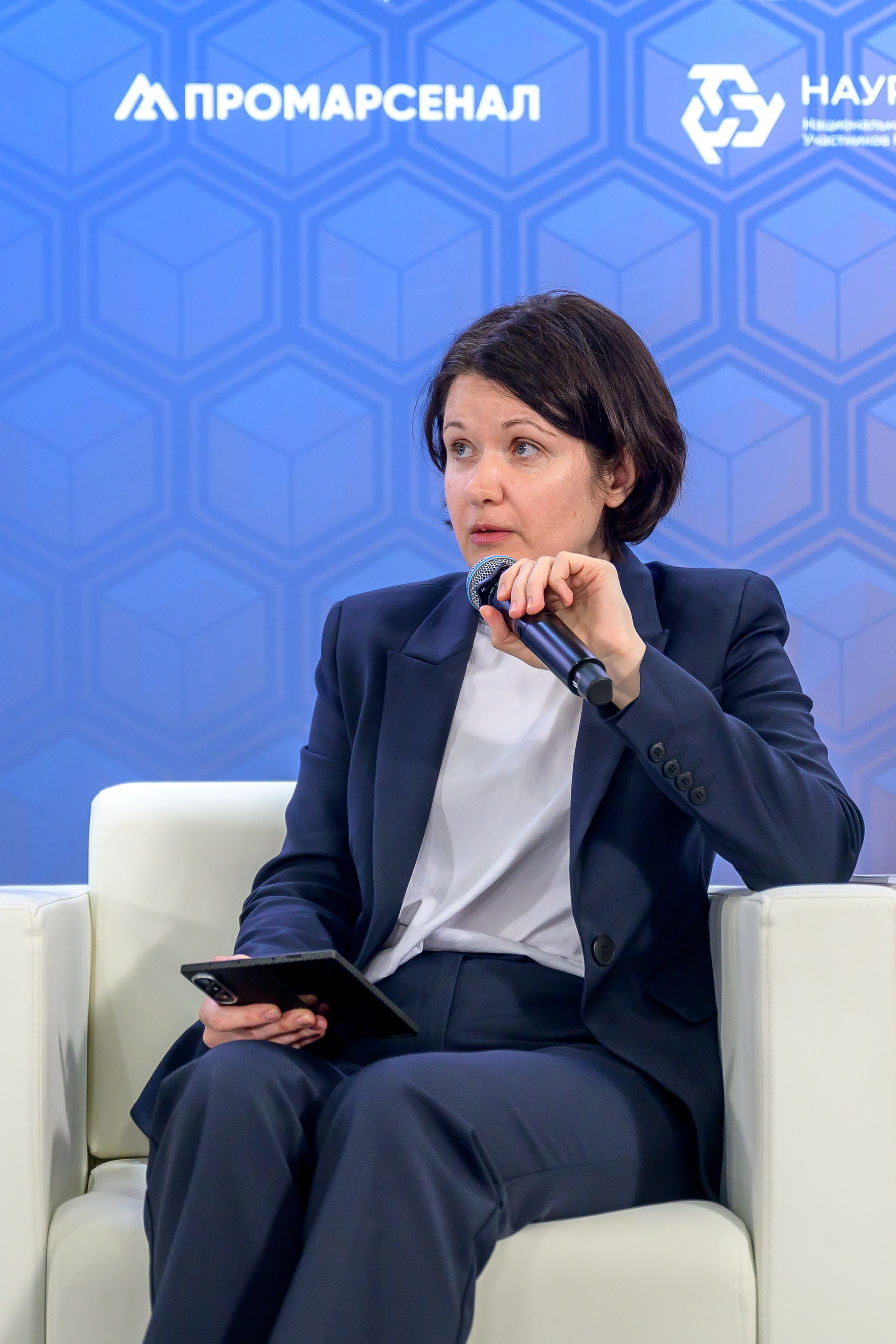 IV Международная выставка по металлообработке 2026. Фотосессия для эксперта и личного бренда в Москве, портретный и контент фотограф Светозар Андреев