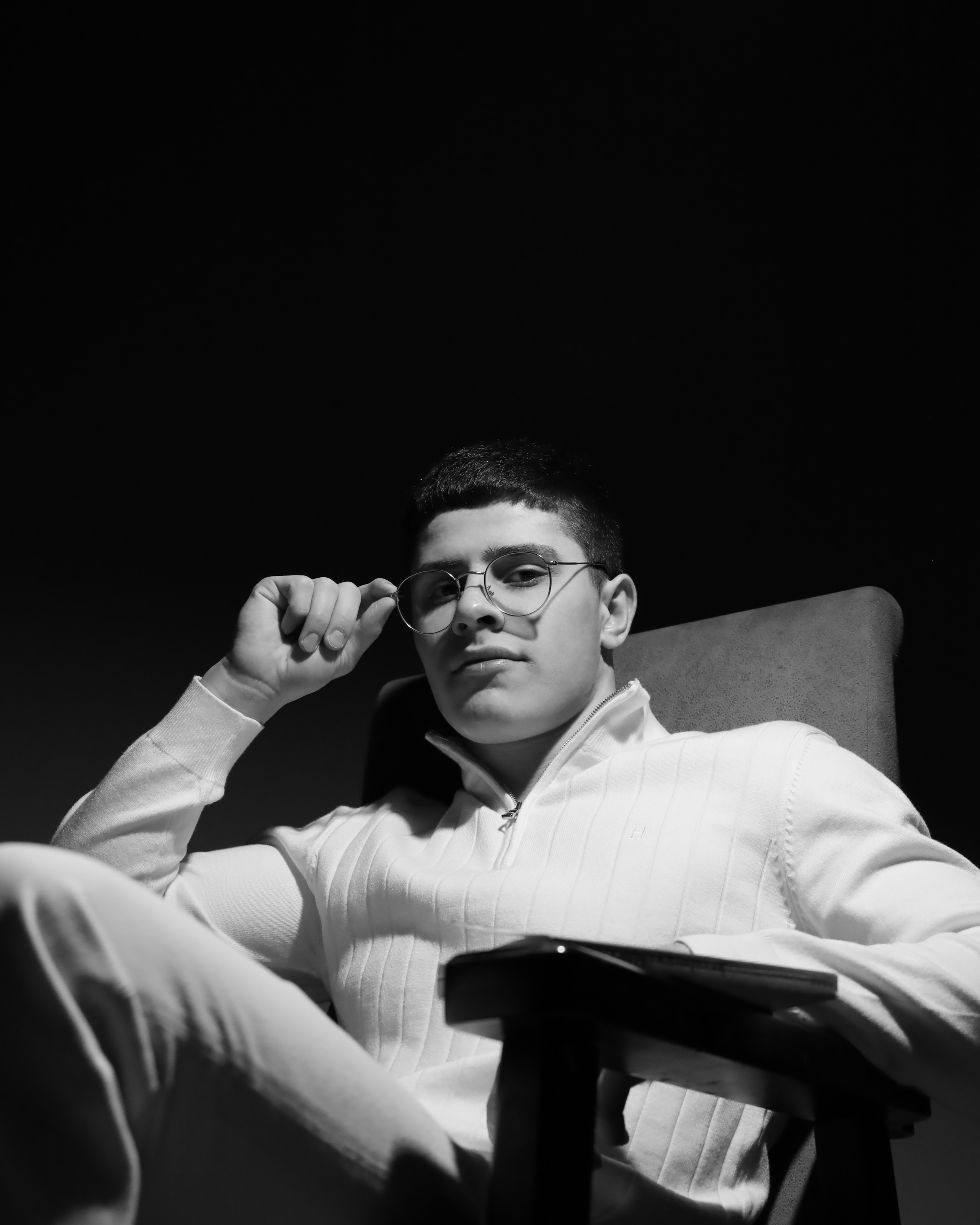 Adam. Фотограф/дизайнер в Екатеринбурге Хитрый Дмитрий