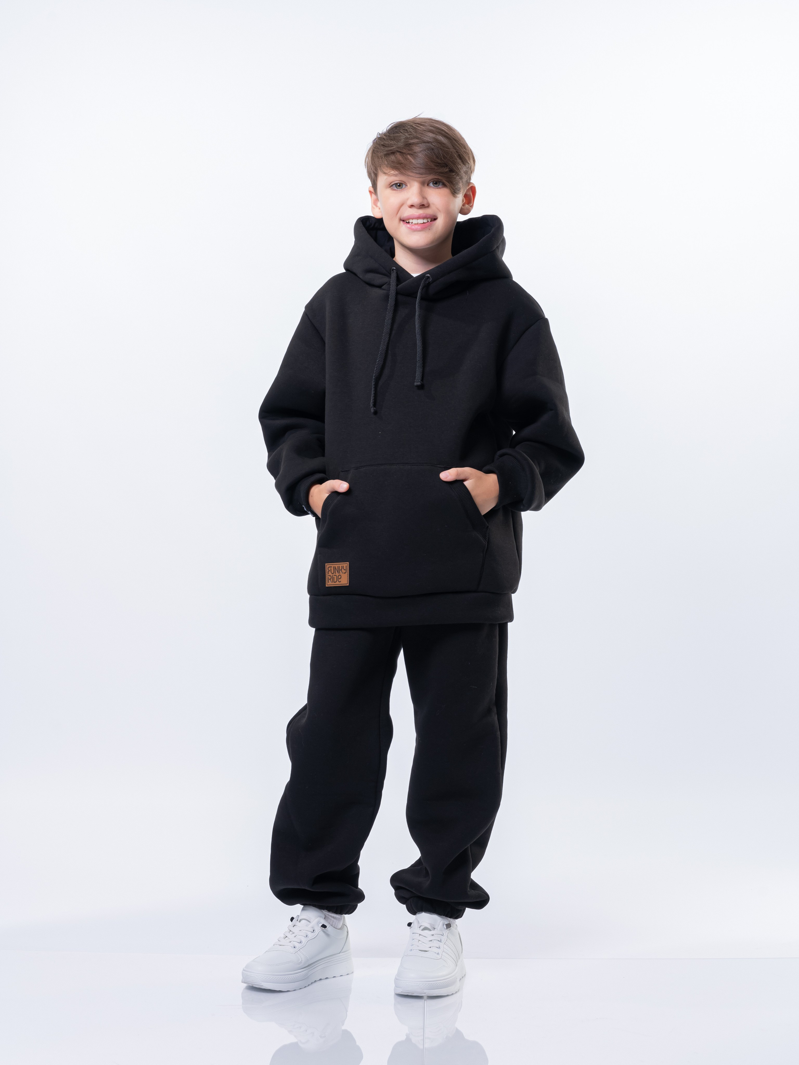 Каталог Дети. Студия рекламной и предметной съемки товаров WELKO Studio