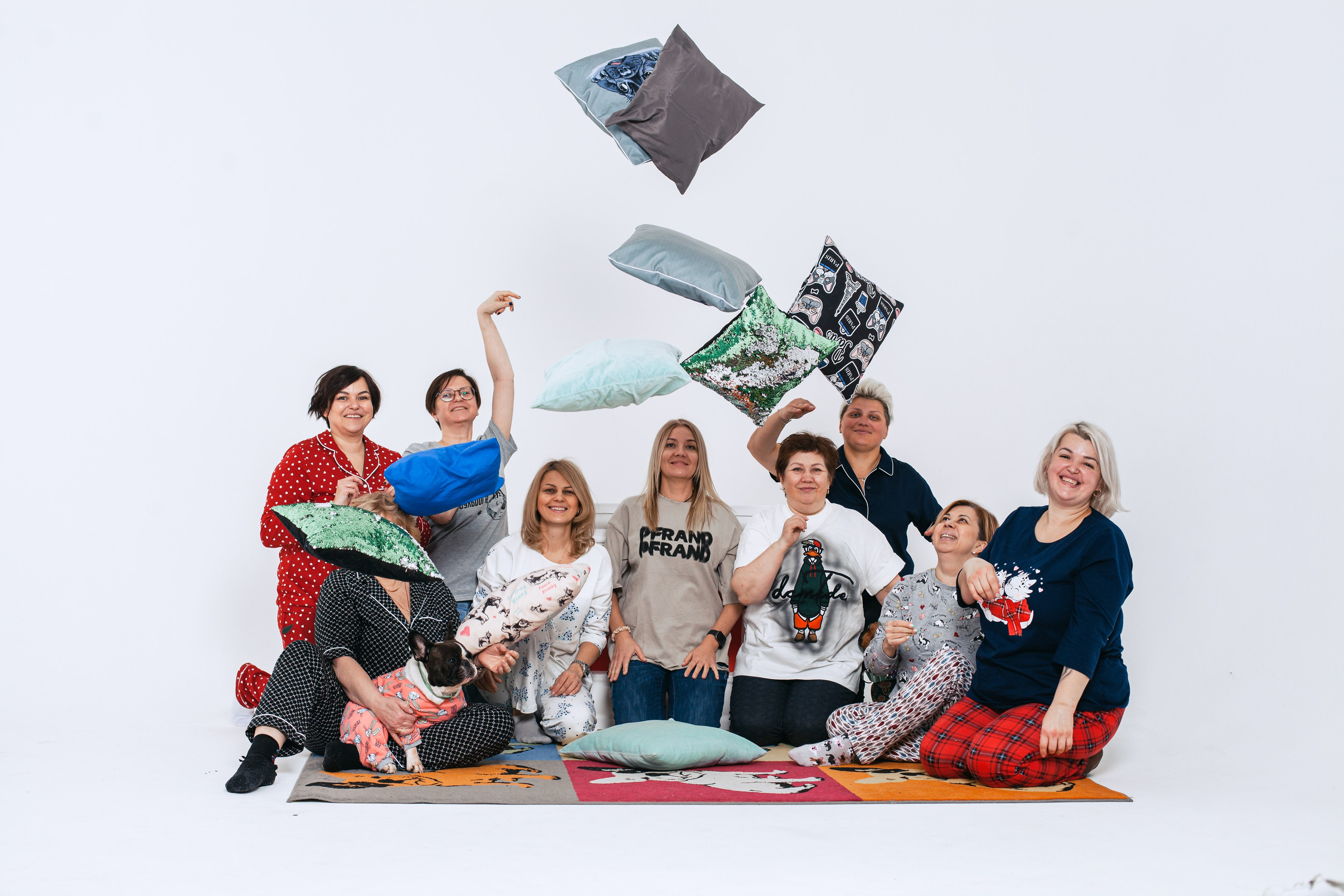 Пижамная вечеринка французских бульдогов и их хозяев. Фотограф-анималист Татьяна Степанова