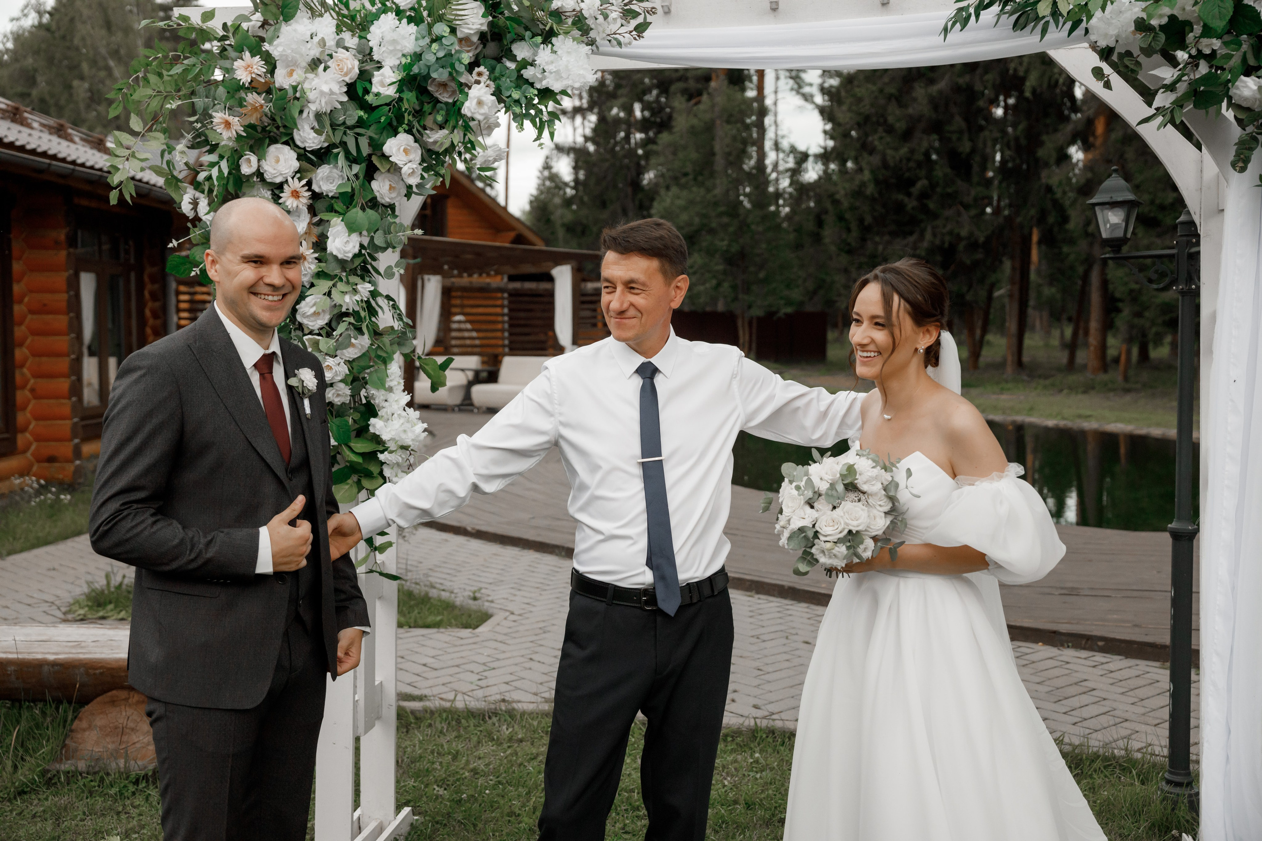 Полина и Дмитрий, загородный клуб «Барин», ЗАГС в г. Пушкино. Свадебный и репортажный фотограф (Москва, Королев и другие)