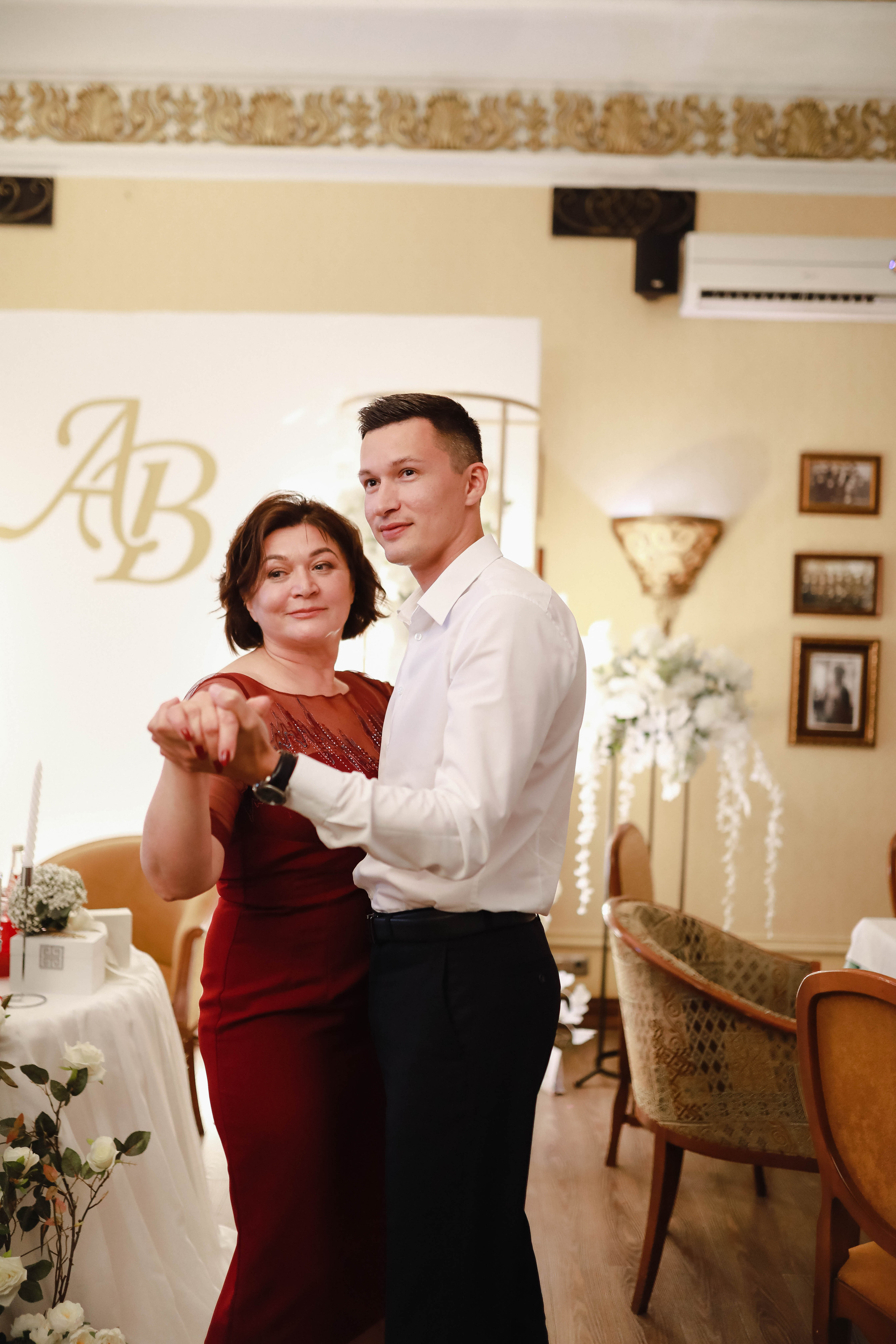 Viktoriya & Armen. Фотограф Екатеринбург Арина Старовойтова