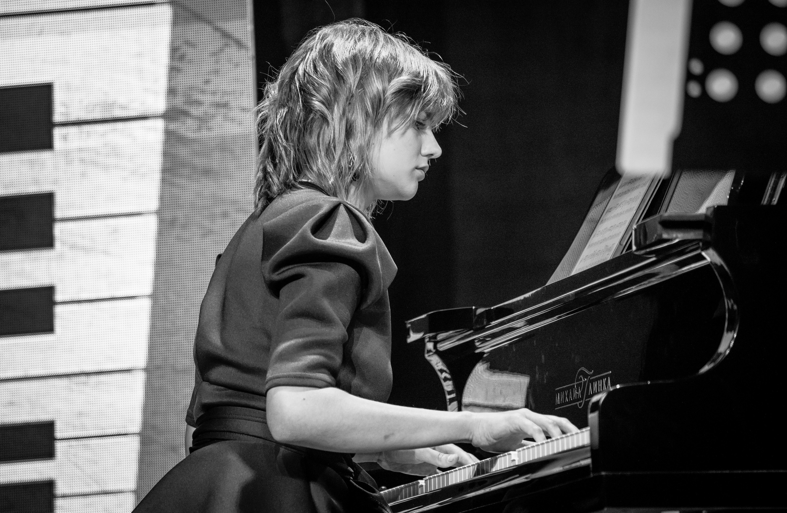 Прочие концерты (сборник). Фотограф. г. Южно-Сахалинск. Олег Толстов