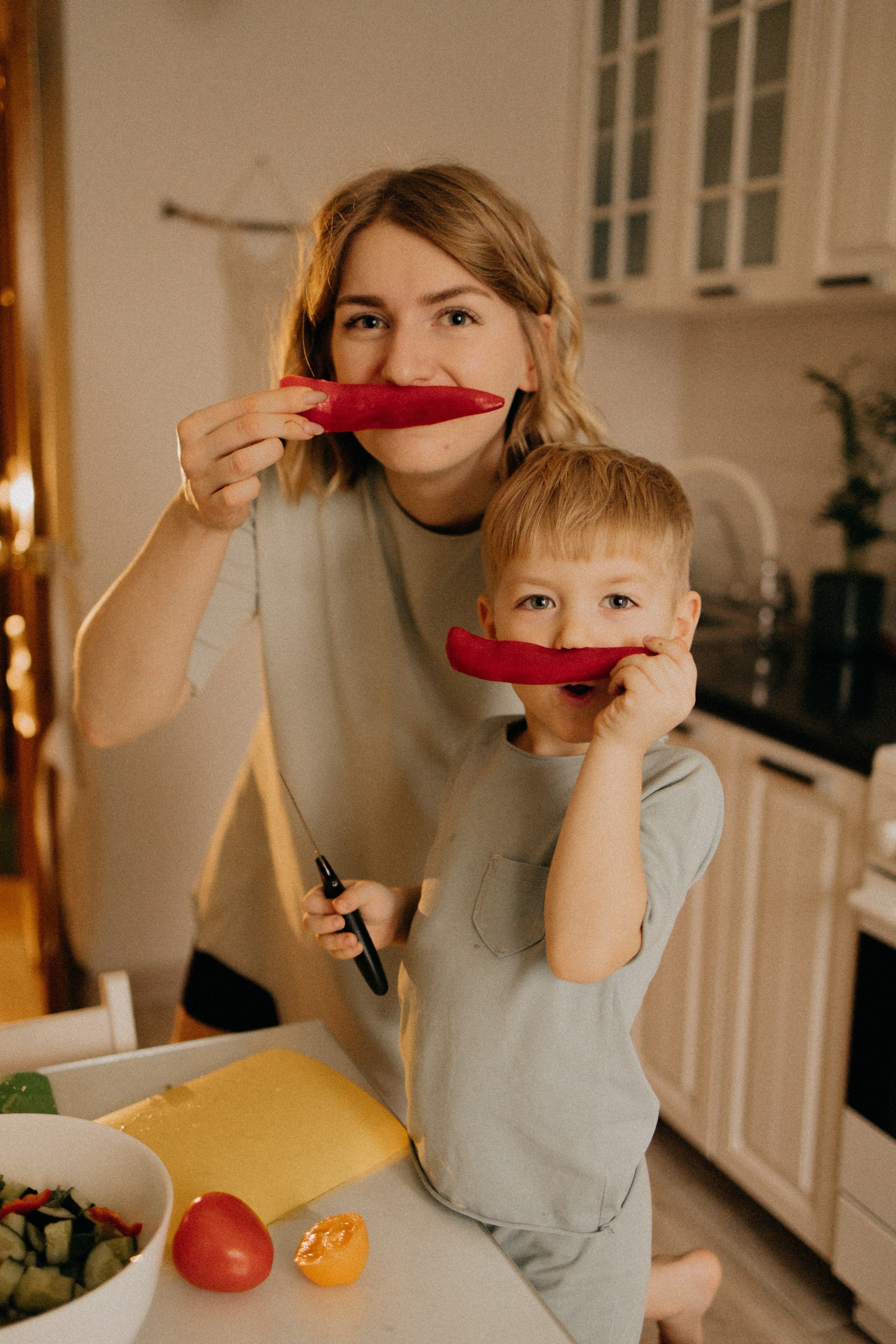 Пицца. Женя. Огоньки. Фотограф Настя Леонова